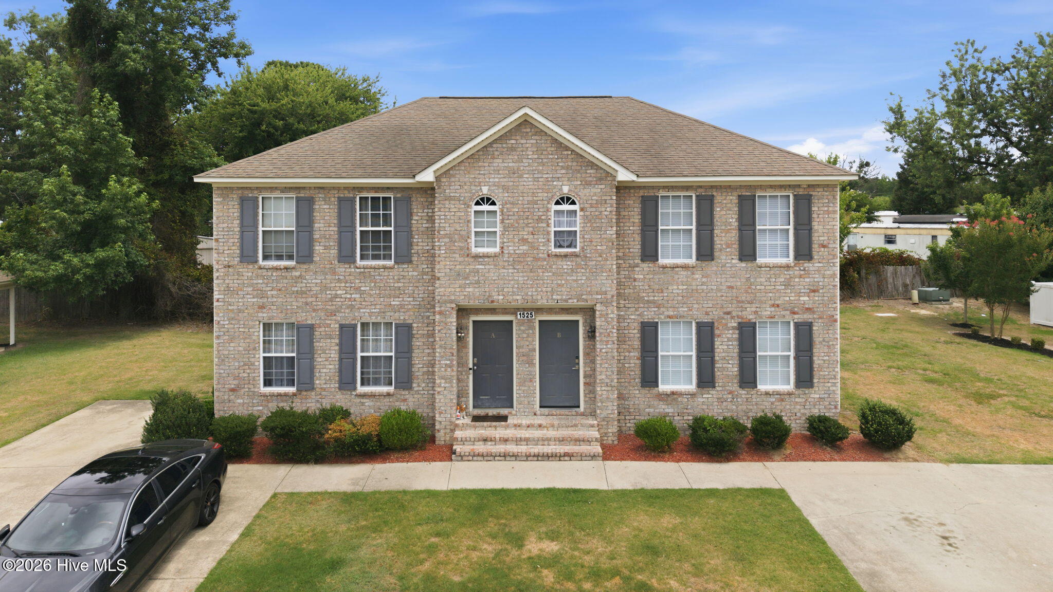 1525 Pine Brook Court B — photo