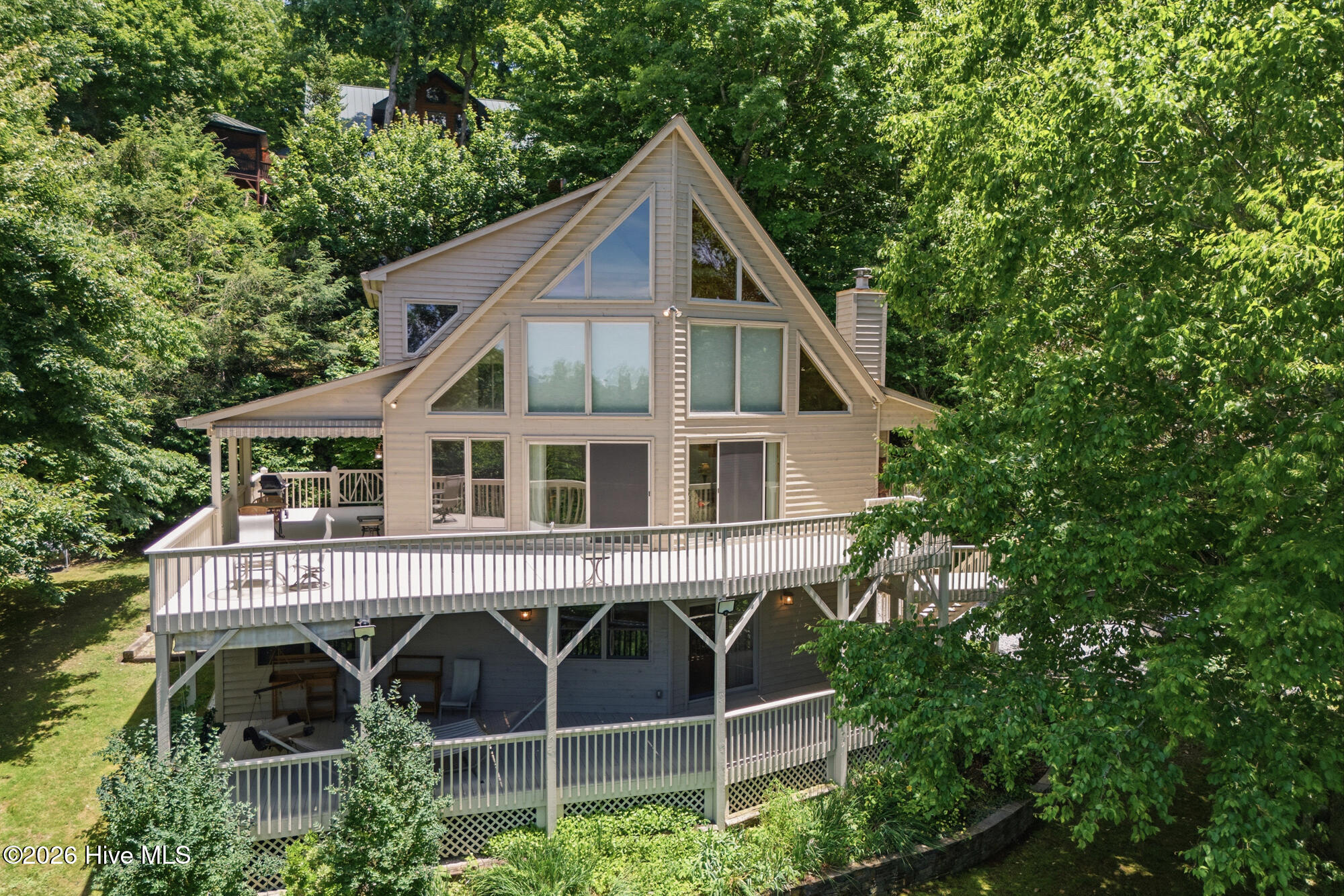 820 Chimney Ridge Drive — photo