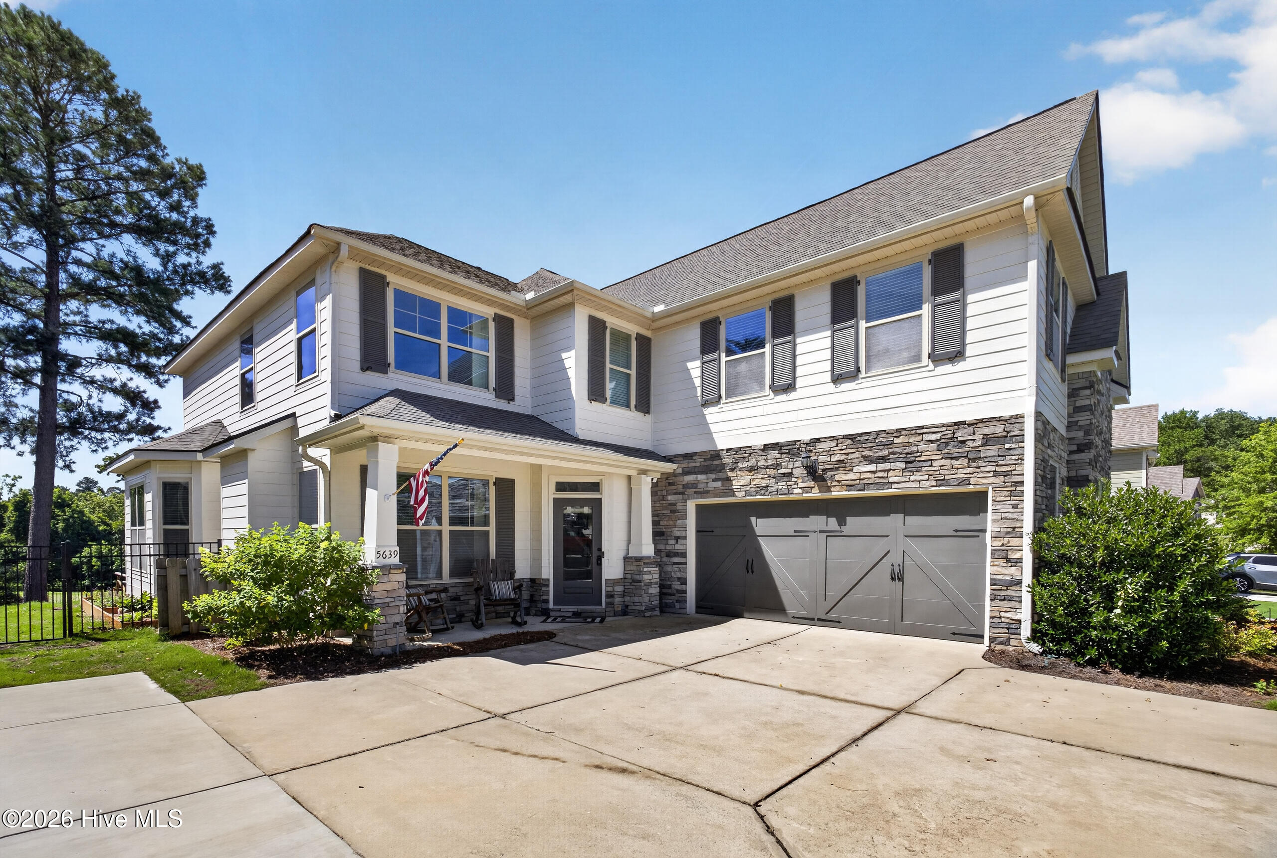 5639 Sunbury Loop — photo