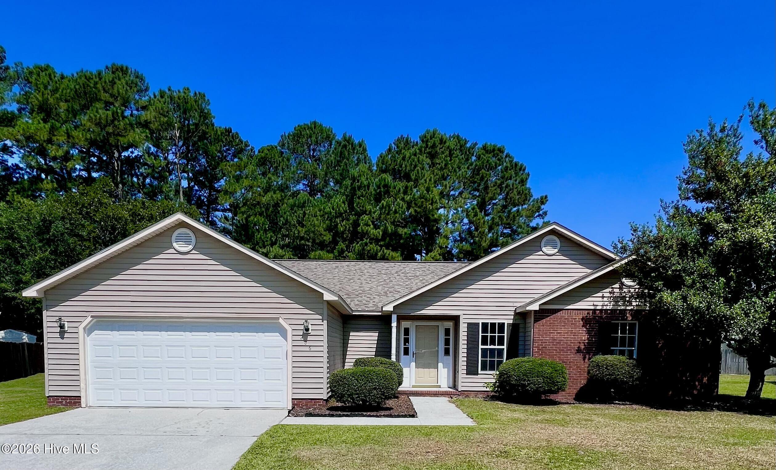 206 Rosewood Circle — photo