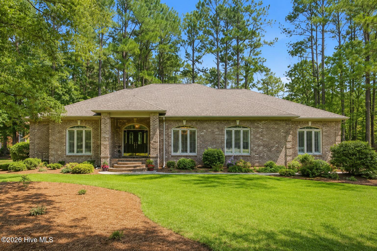 101 Oak Hill Lane — photo