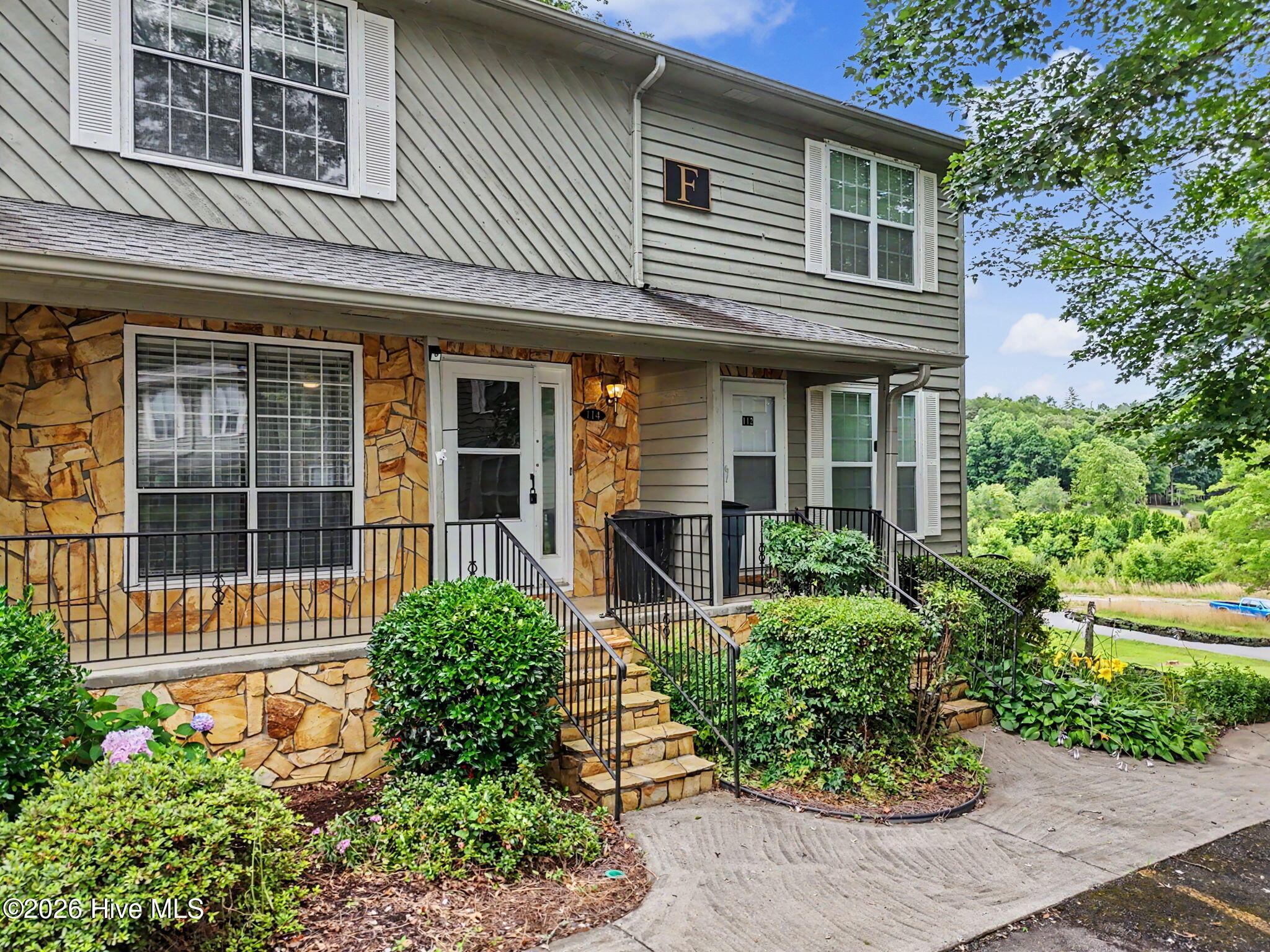 114 Smoke Rise Drive — photo