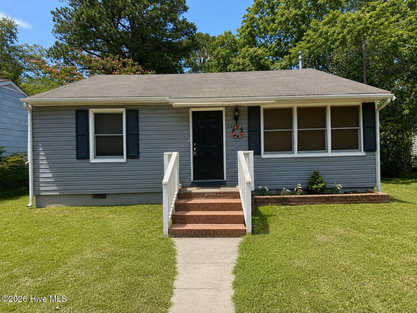 704 Dixon Street — photo