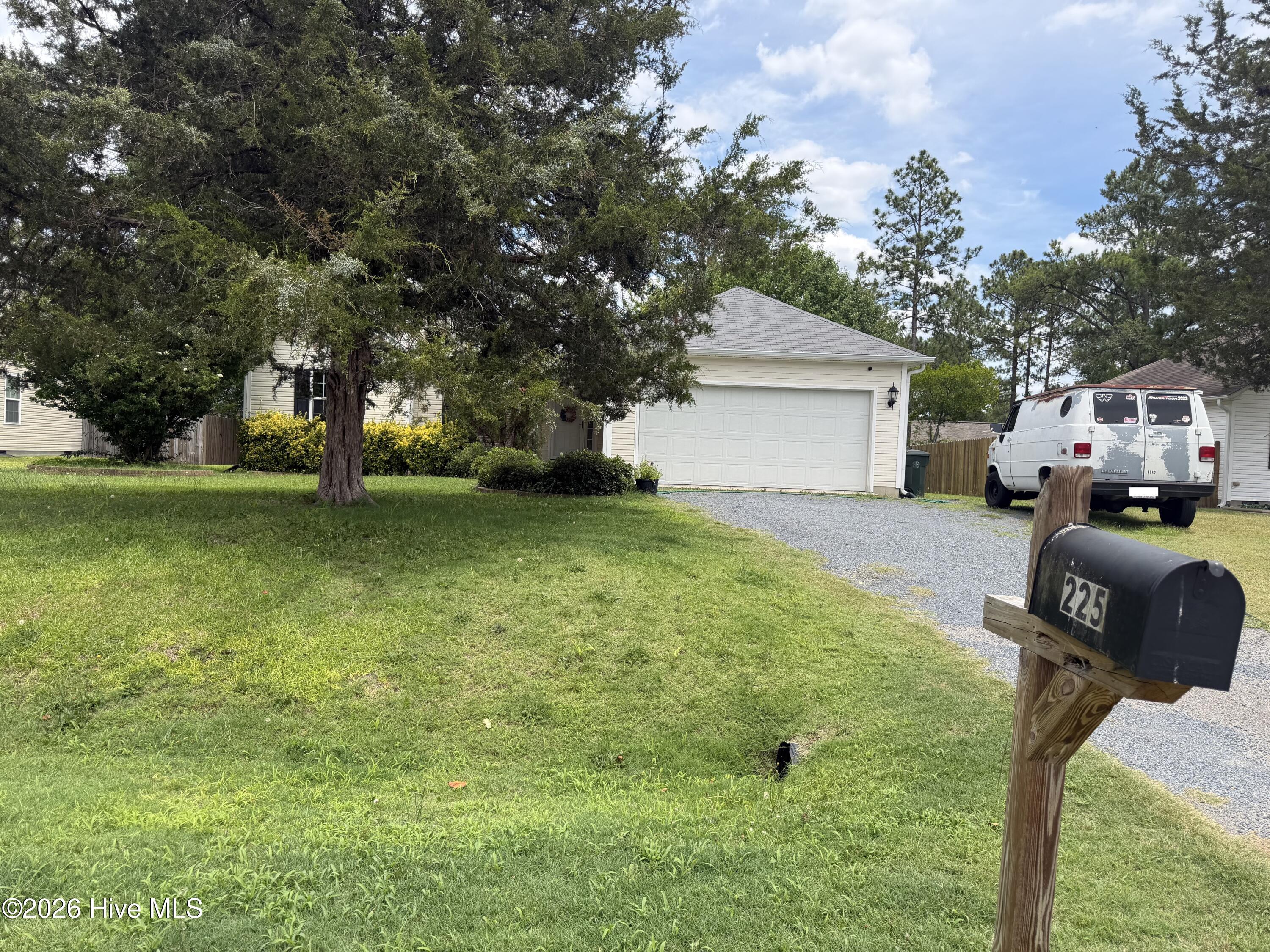 225 Woodgreen Lane — photo