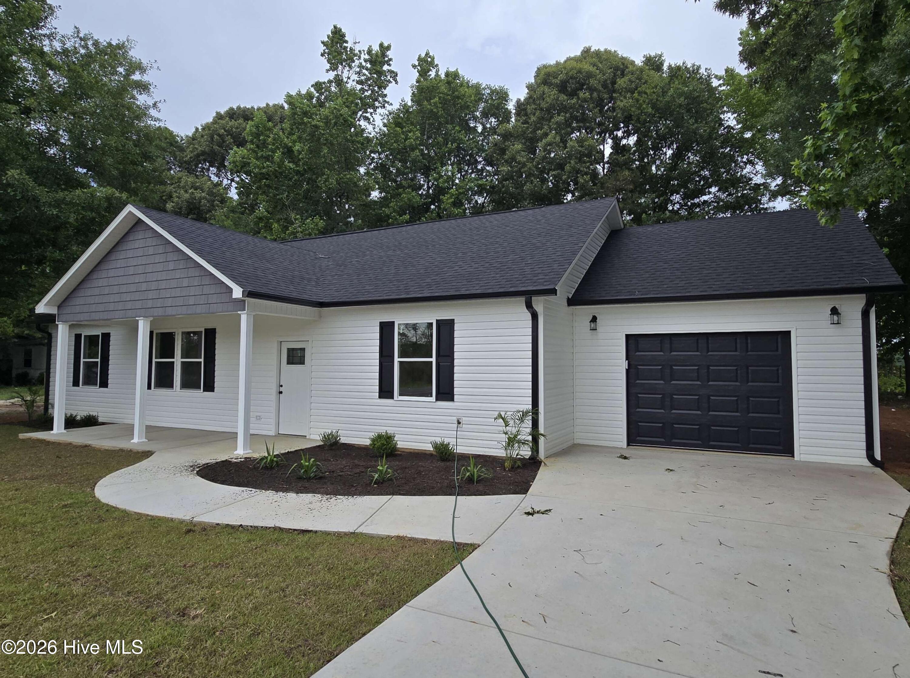 24821 Spring Hill Road — photo