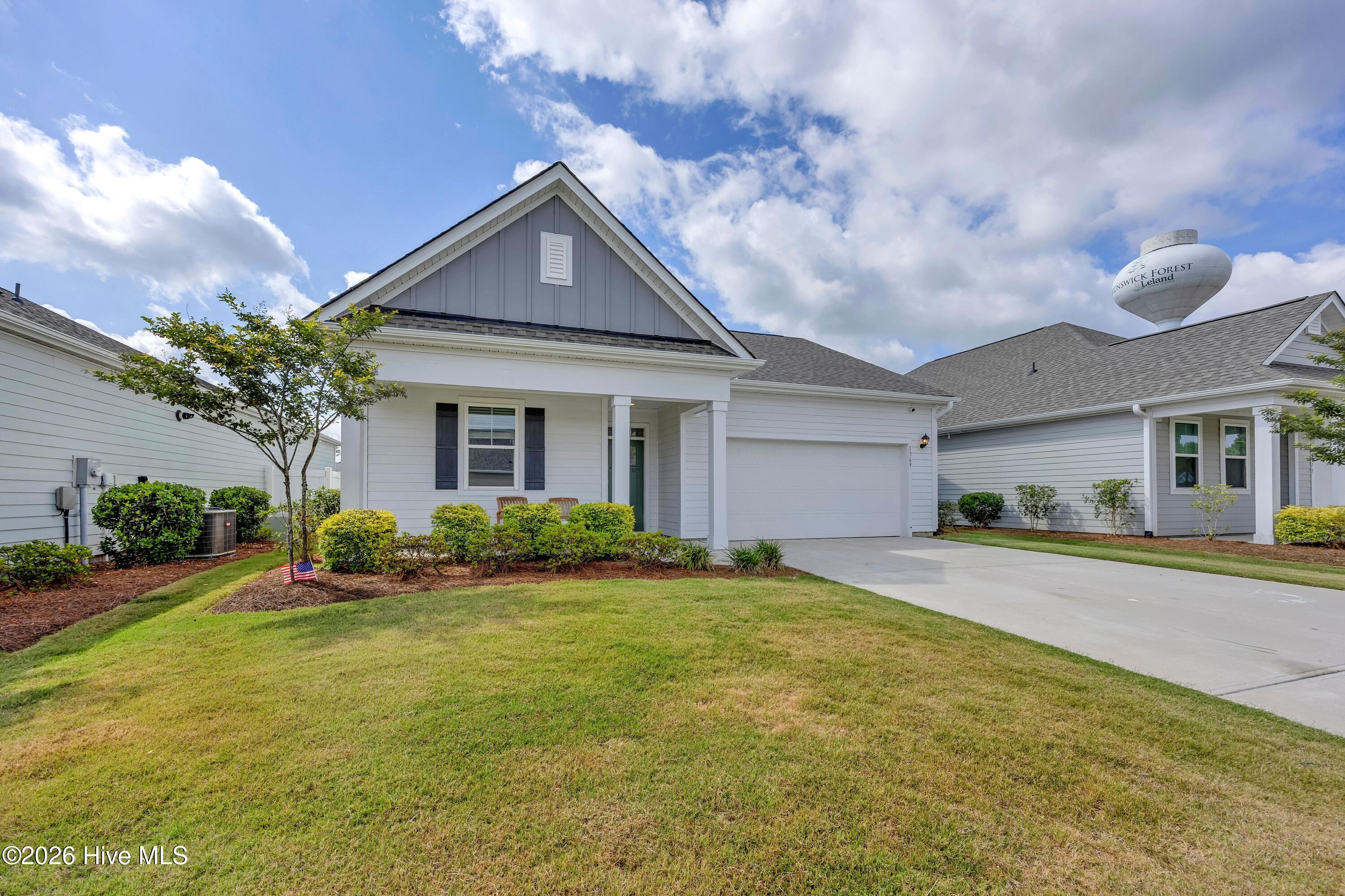 1369 Clendon Circle — photo