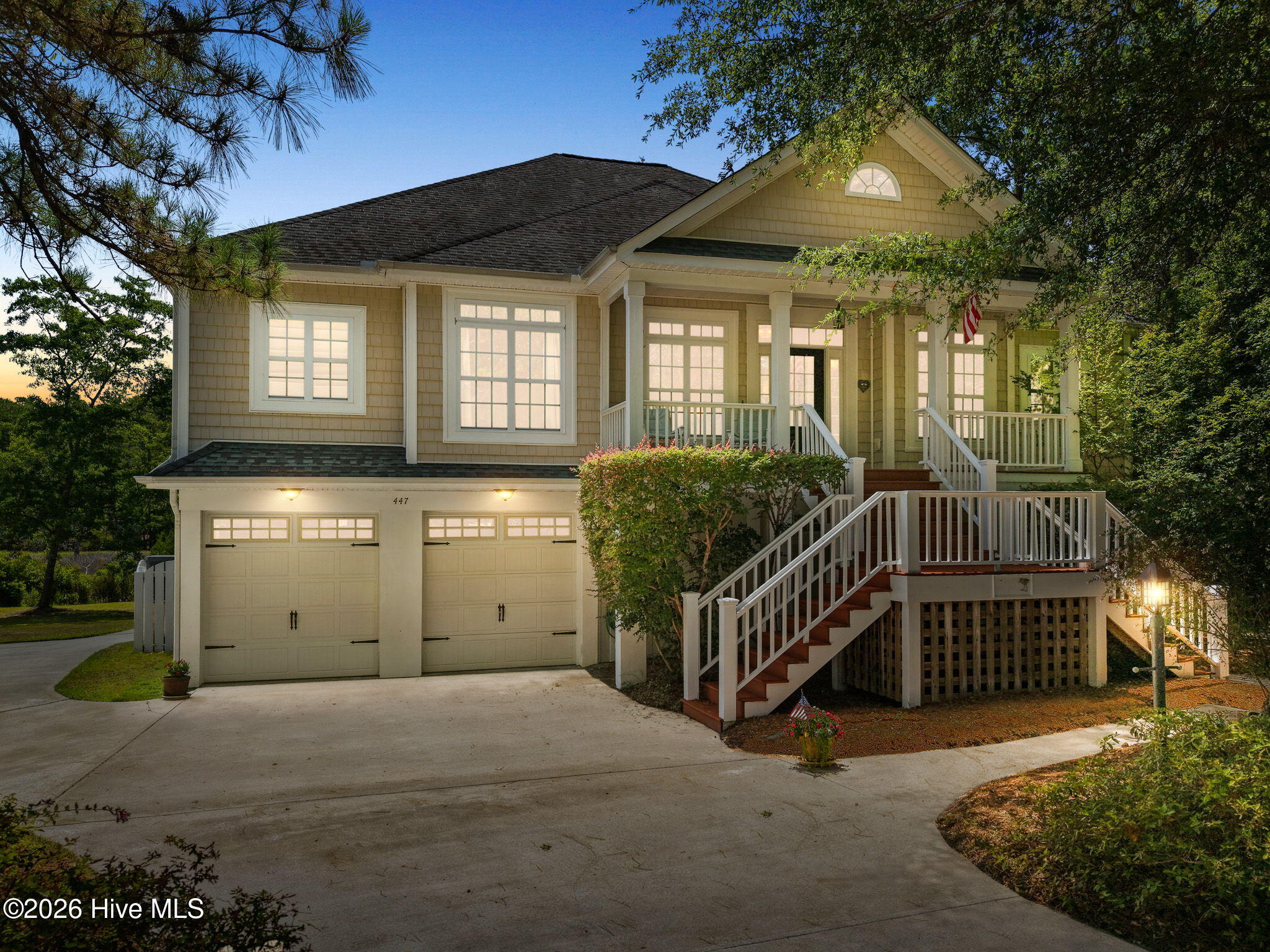 447 Kristen Lane SW — photo