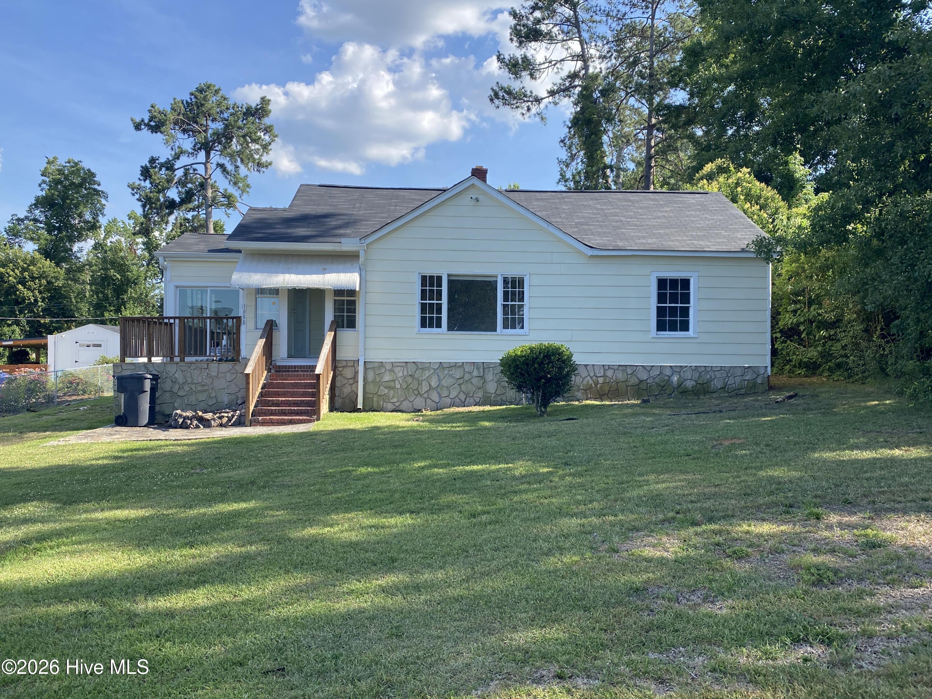 1008 Stewart Avenue — photo