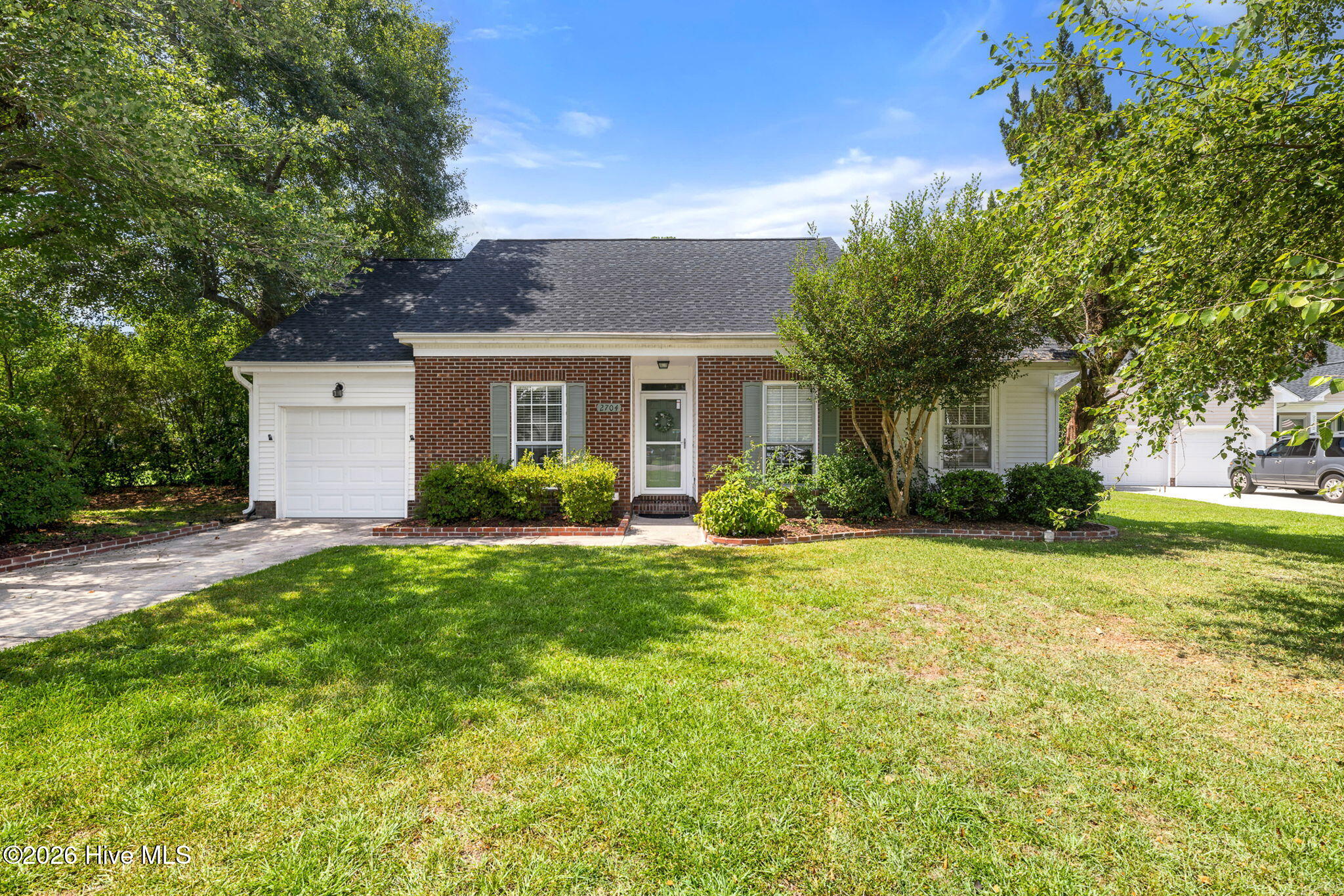 2704 Manor Court — photo