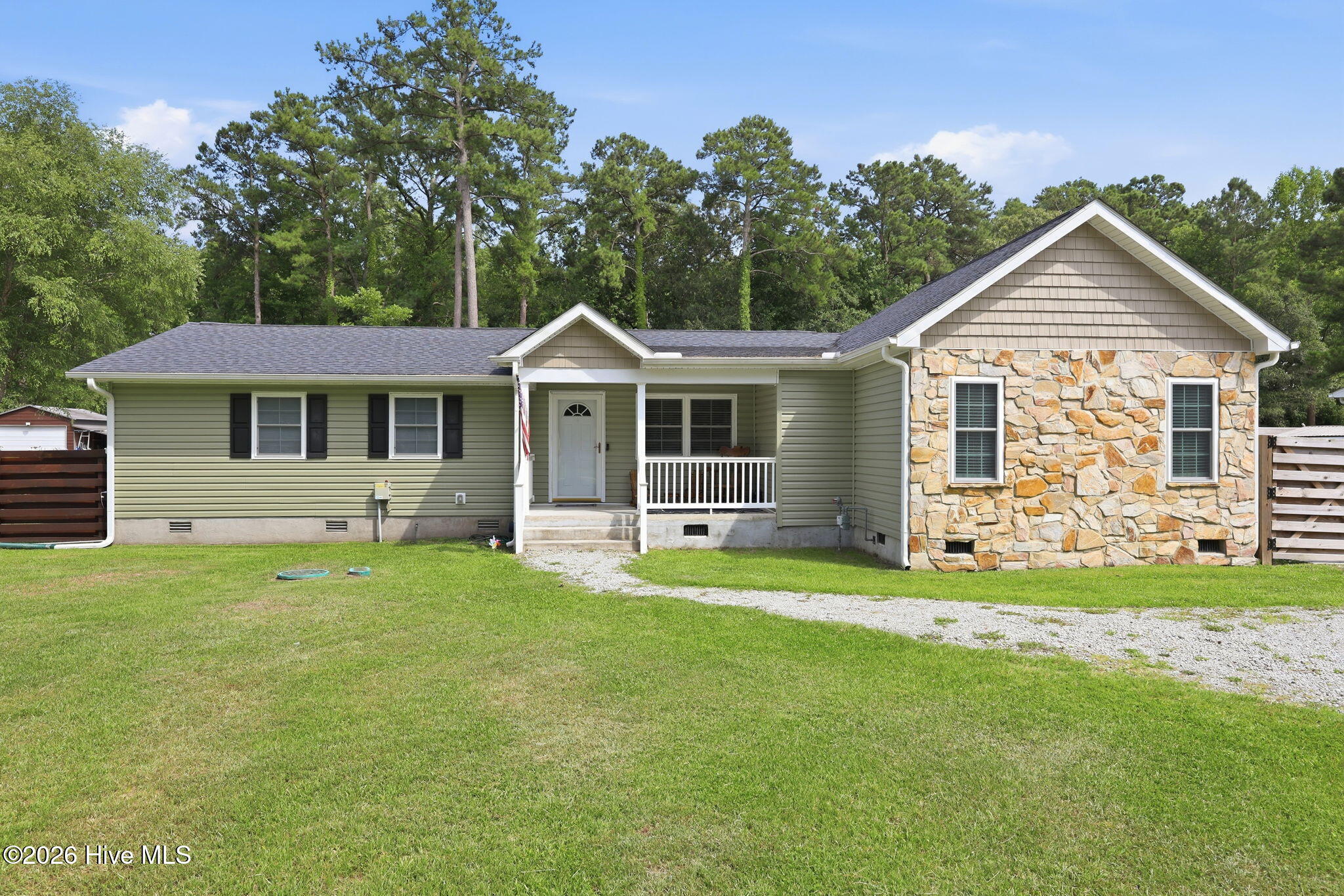 407 Bradford Drive — photo
