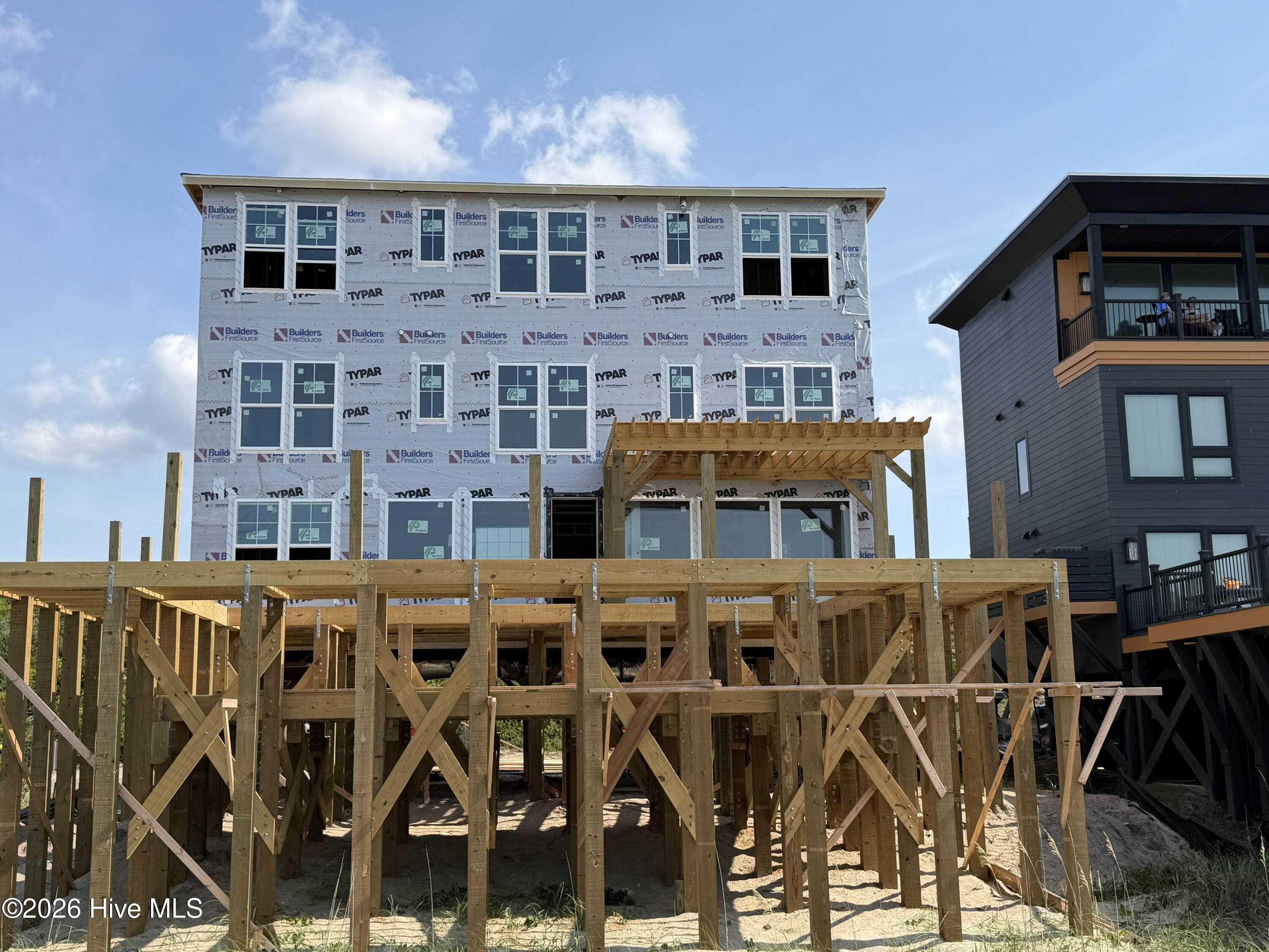 4215 W Beach Drive — photo