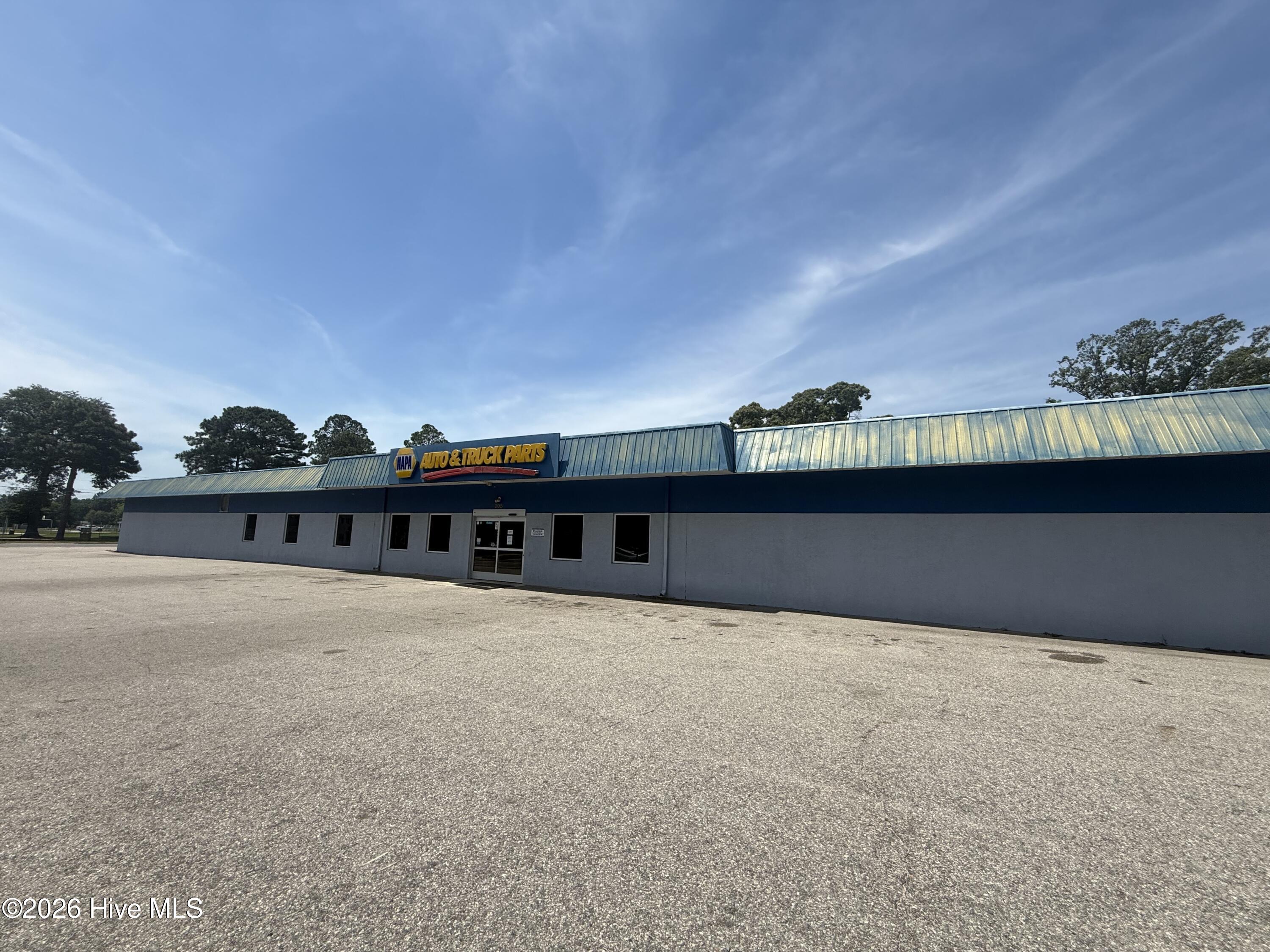 105 N East Street — photo