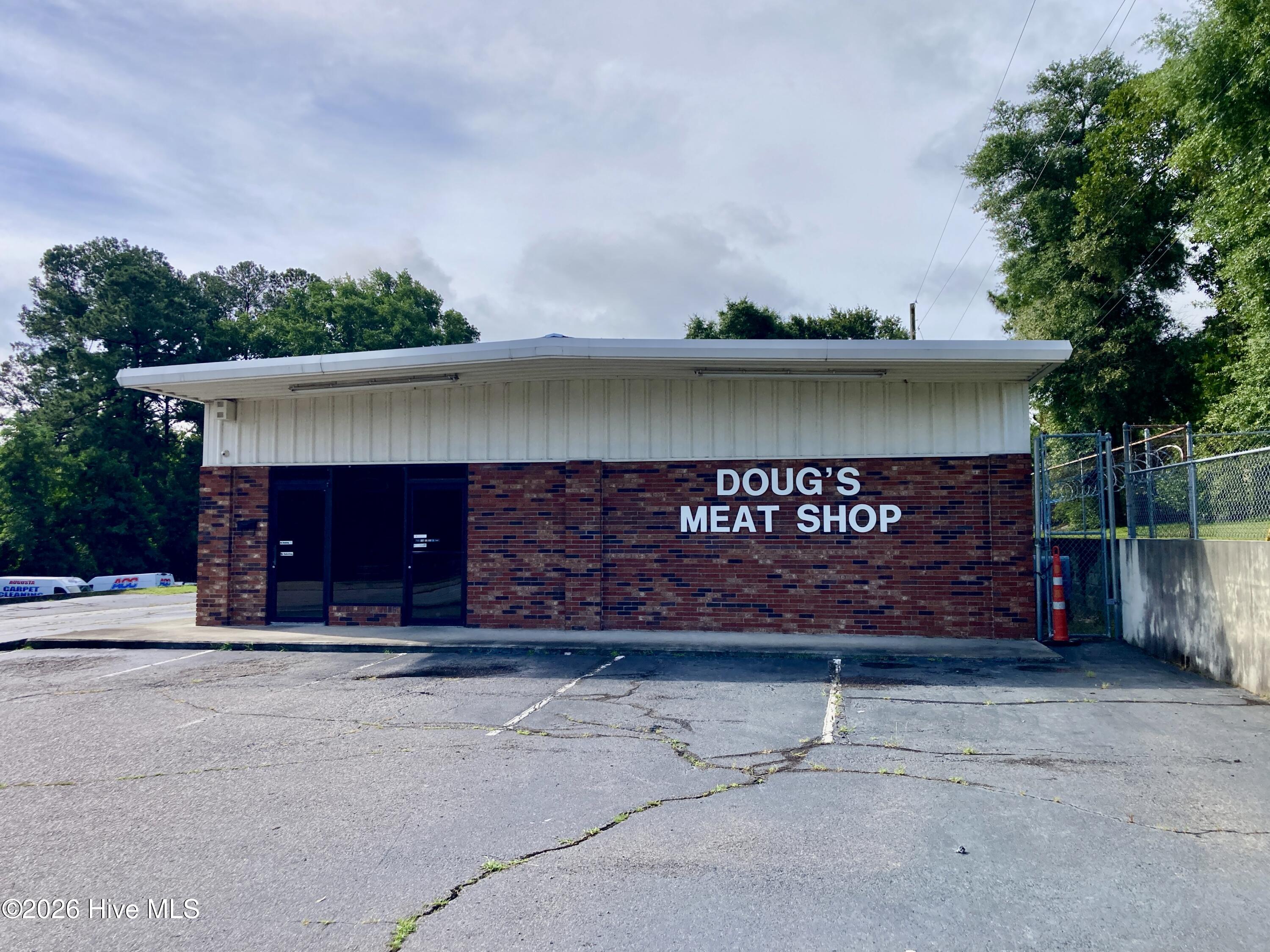 3028 Deans Bridge Road — photo