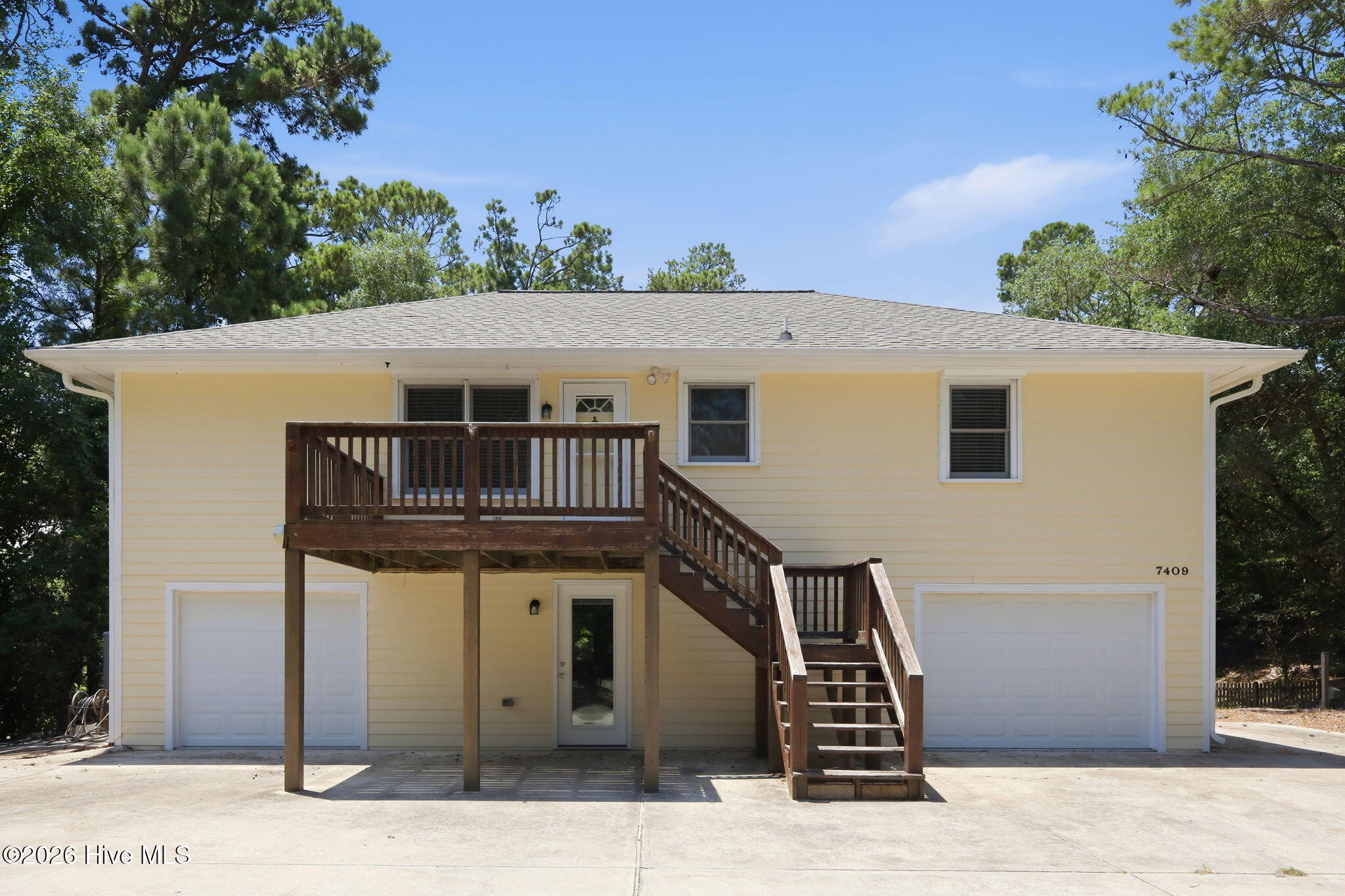 7409 Coral Court — photo