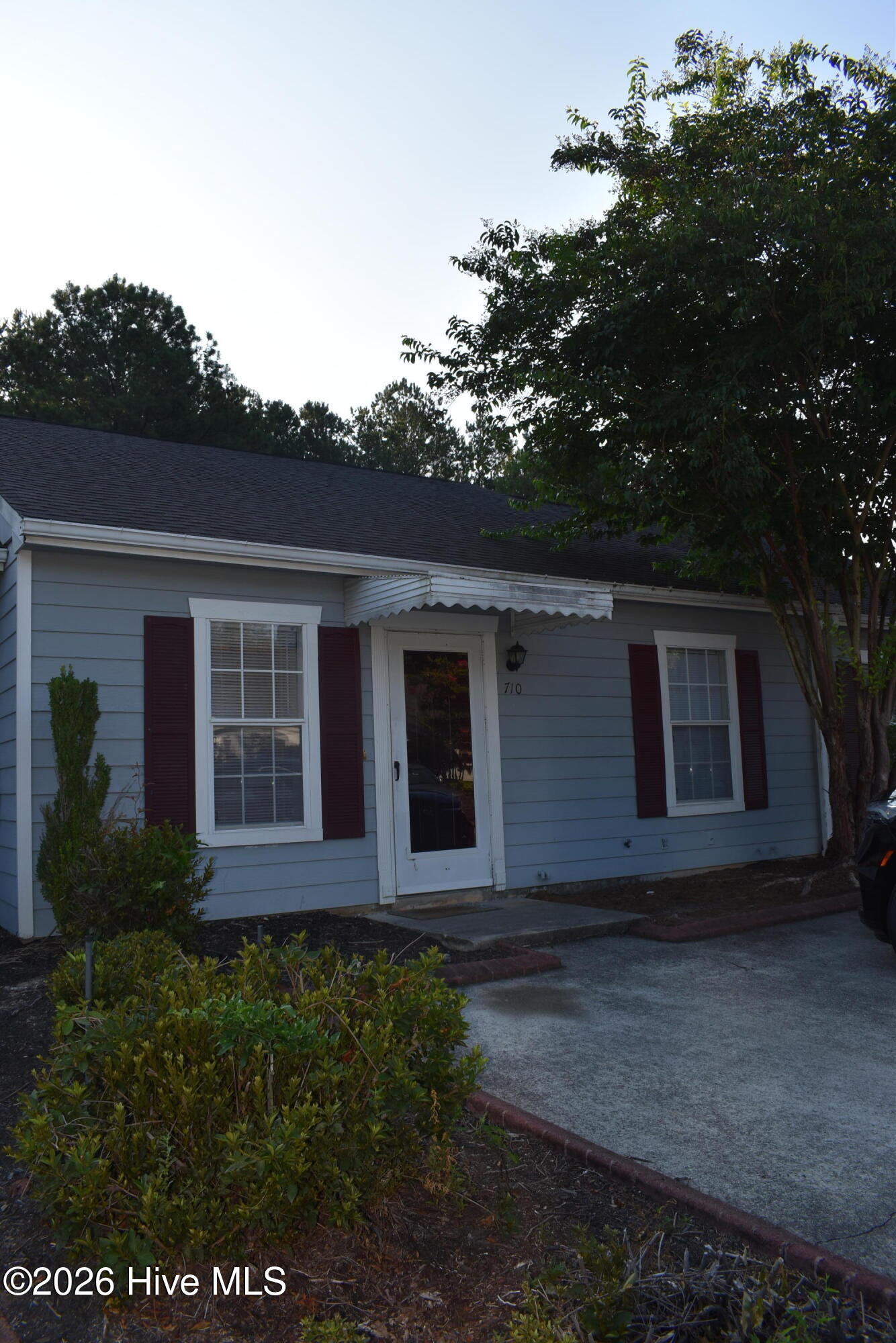 710 Legacy Court — photo