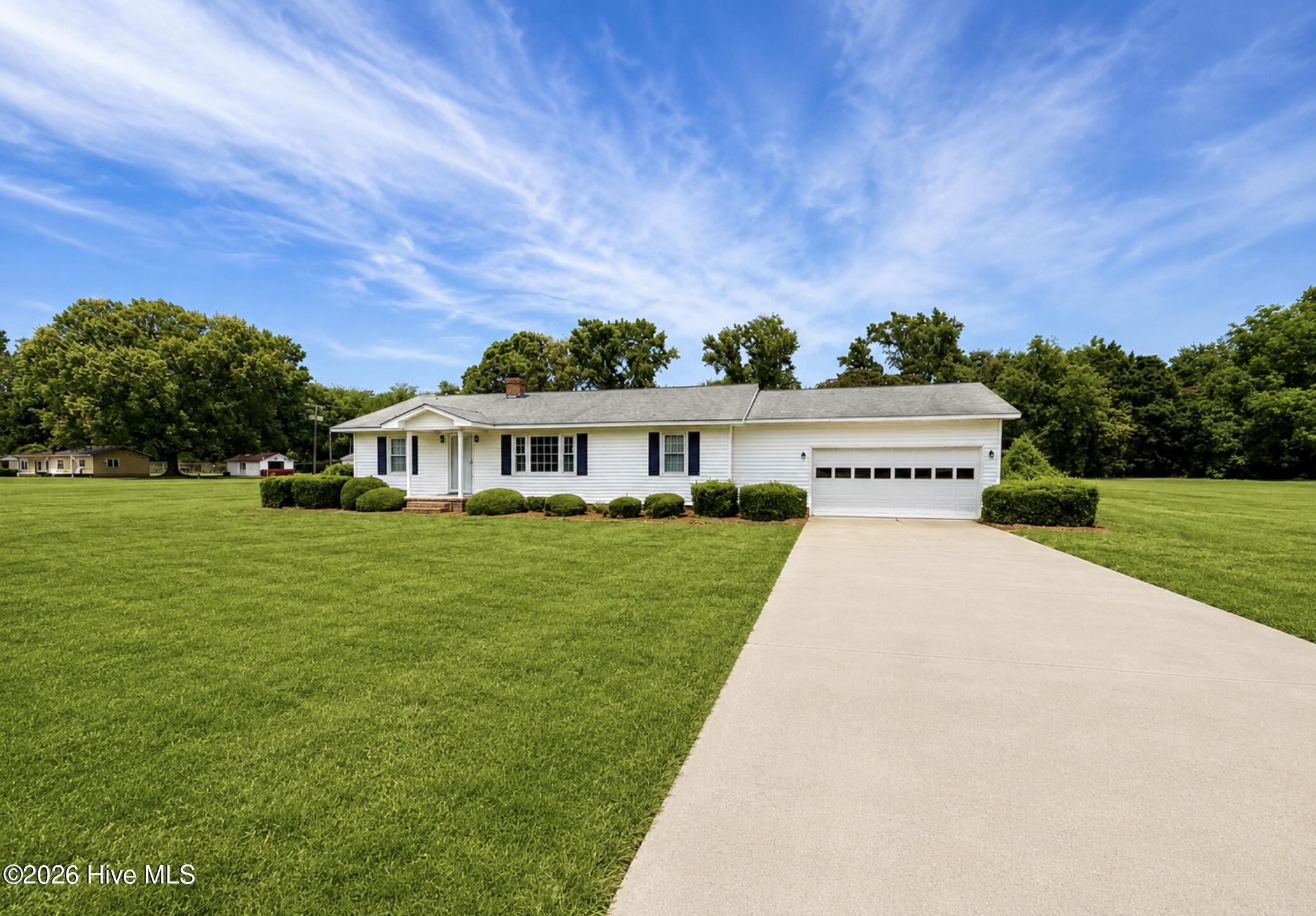 606 Darden Drive — photo