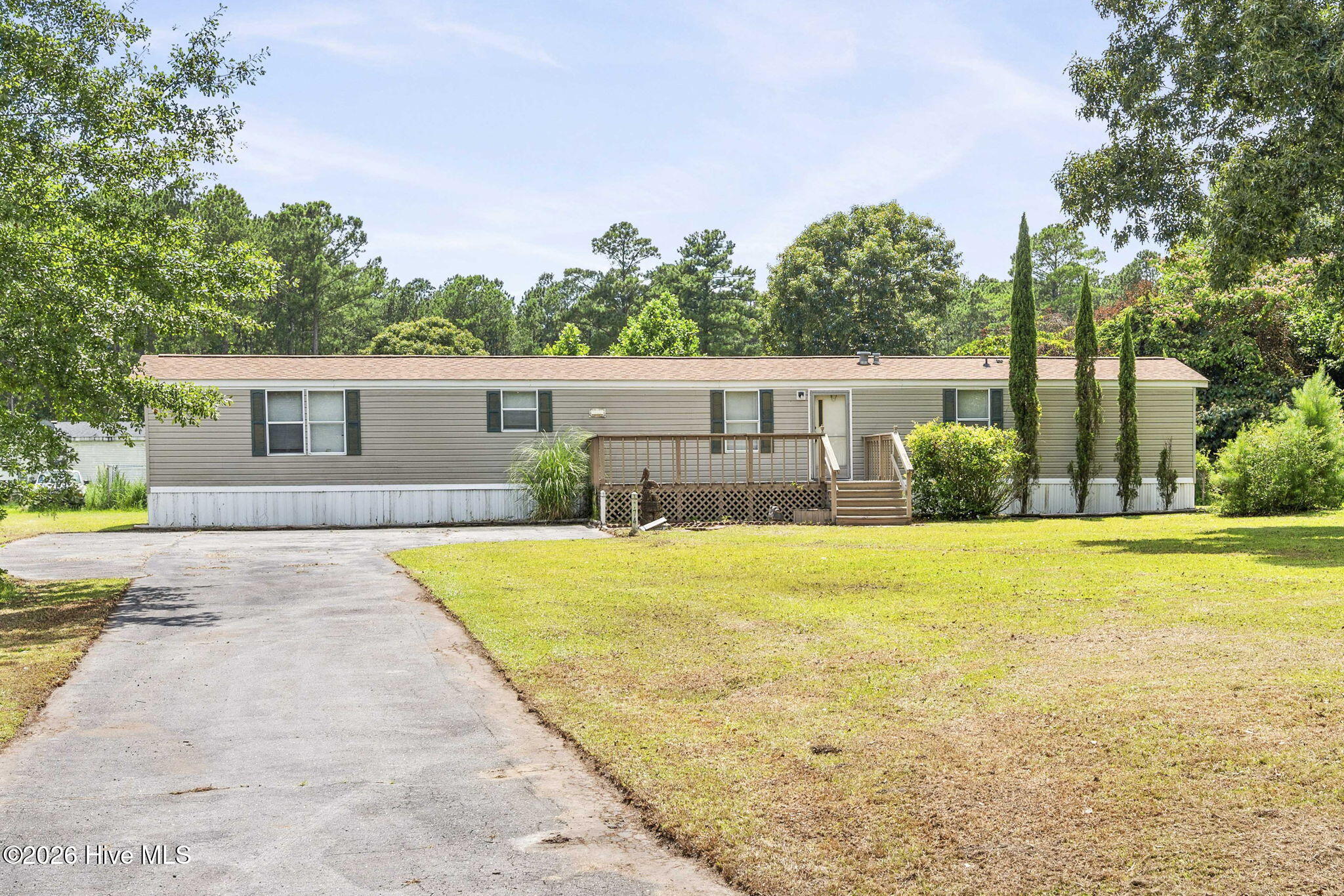 178 Cedarwood Drive — photo