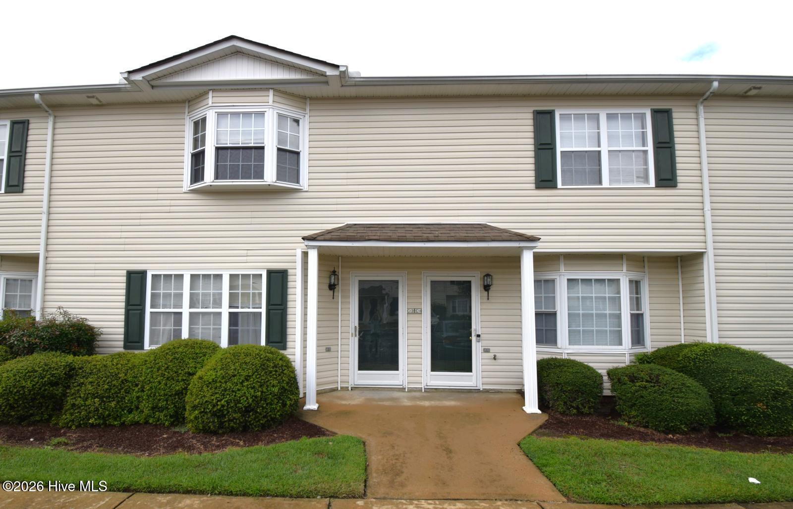 2325 Vineyard Drive C3 — photo