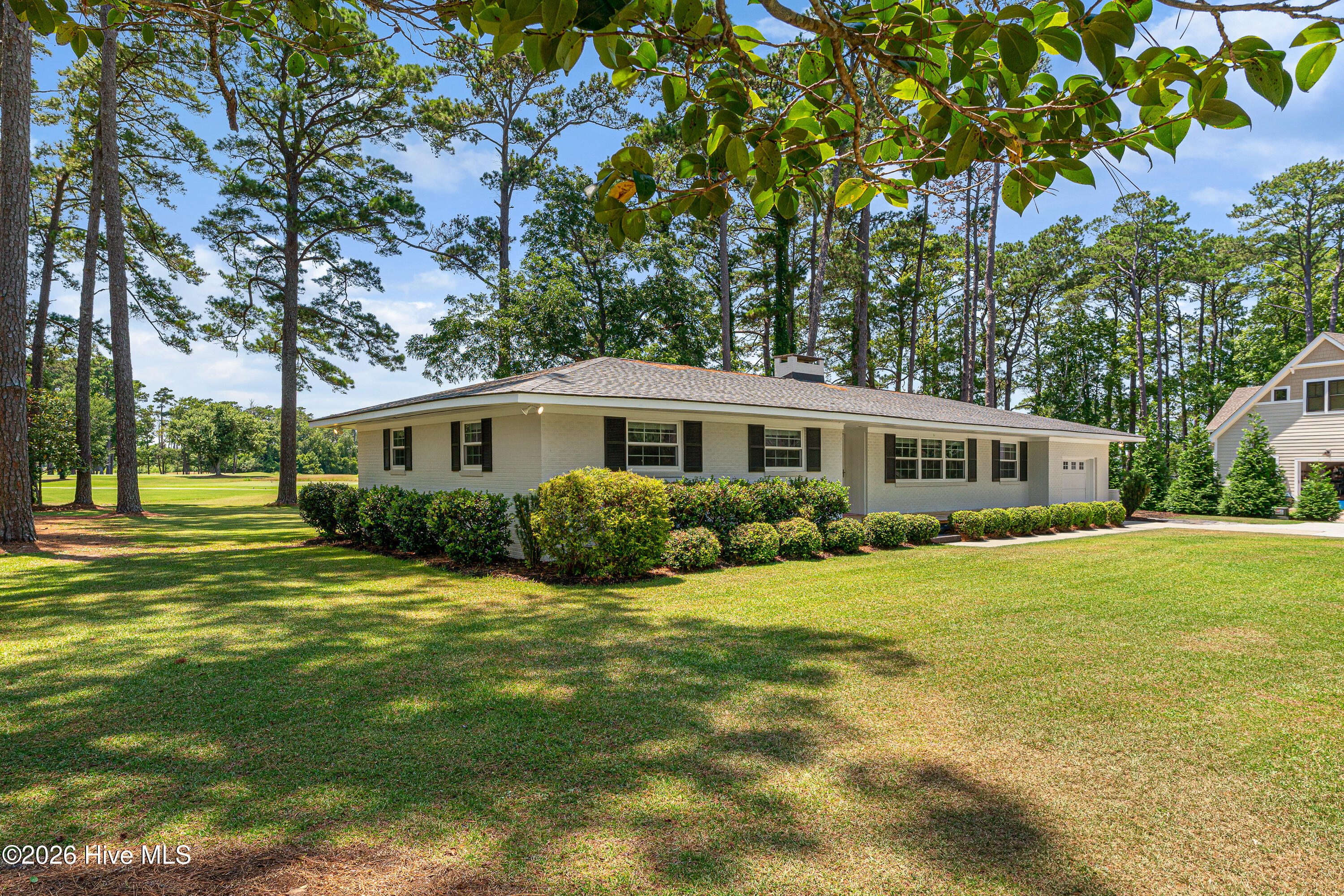 1705 River Drive — photo