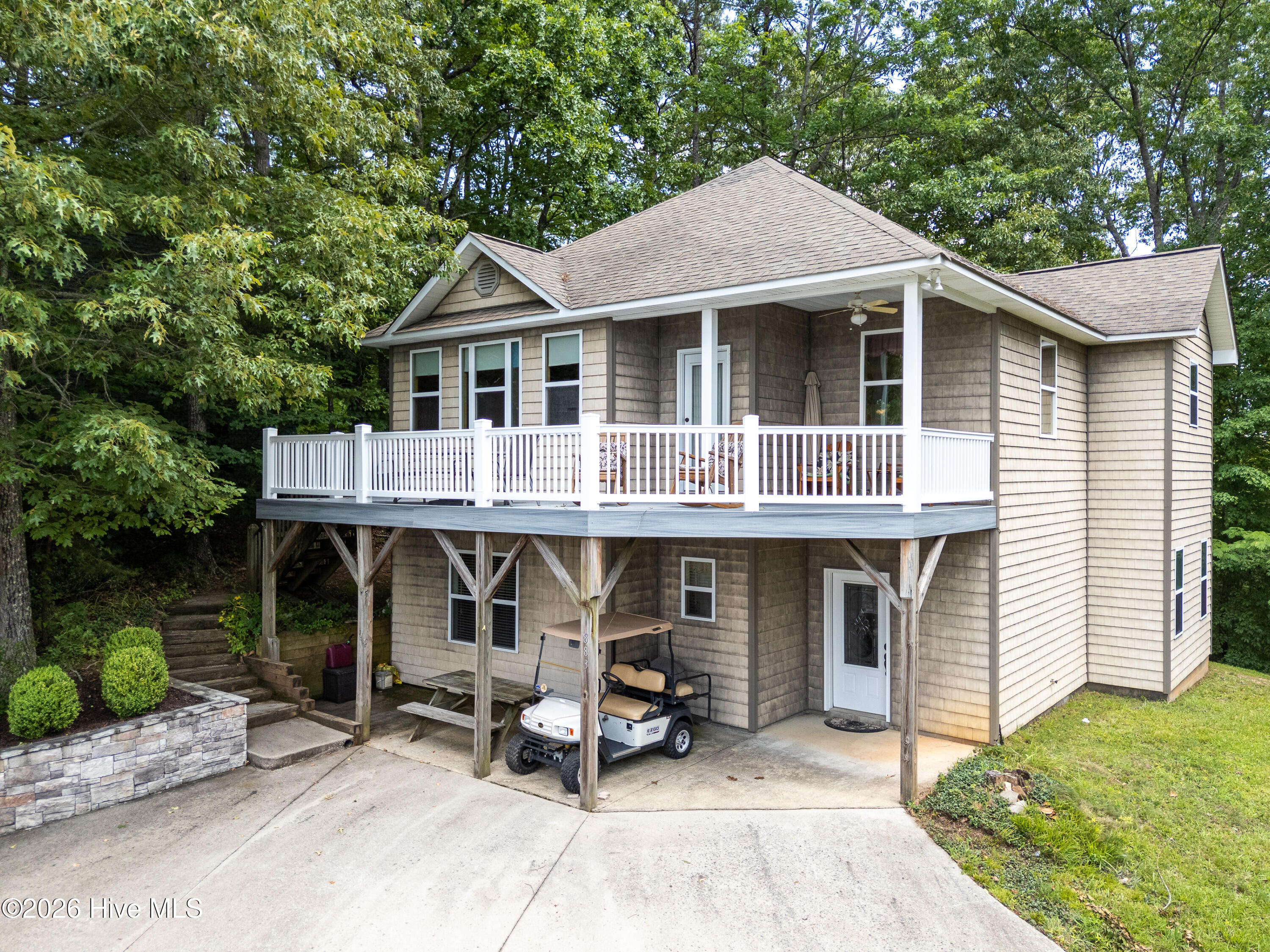 883 Village Road — photo