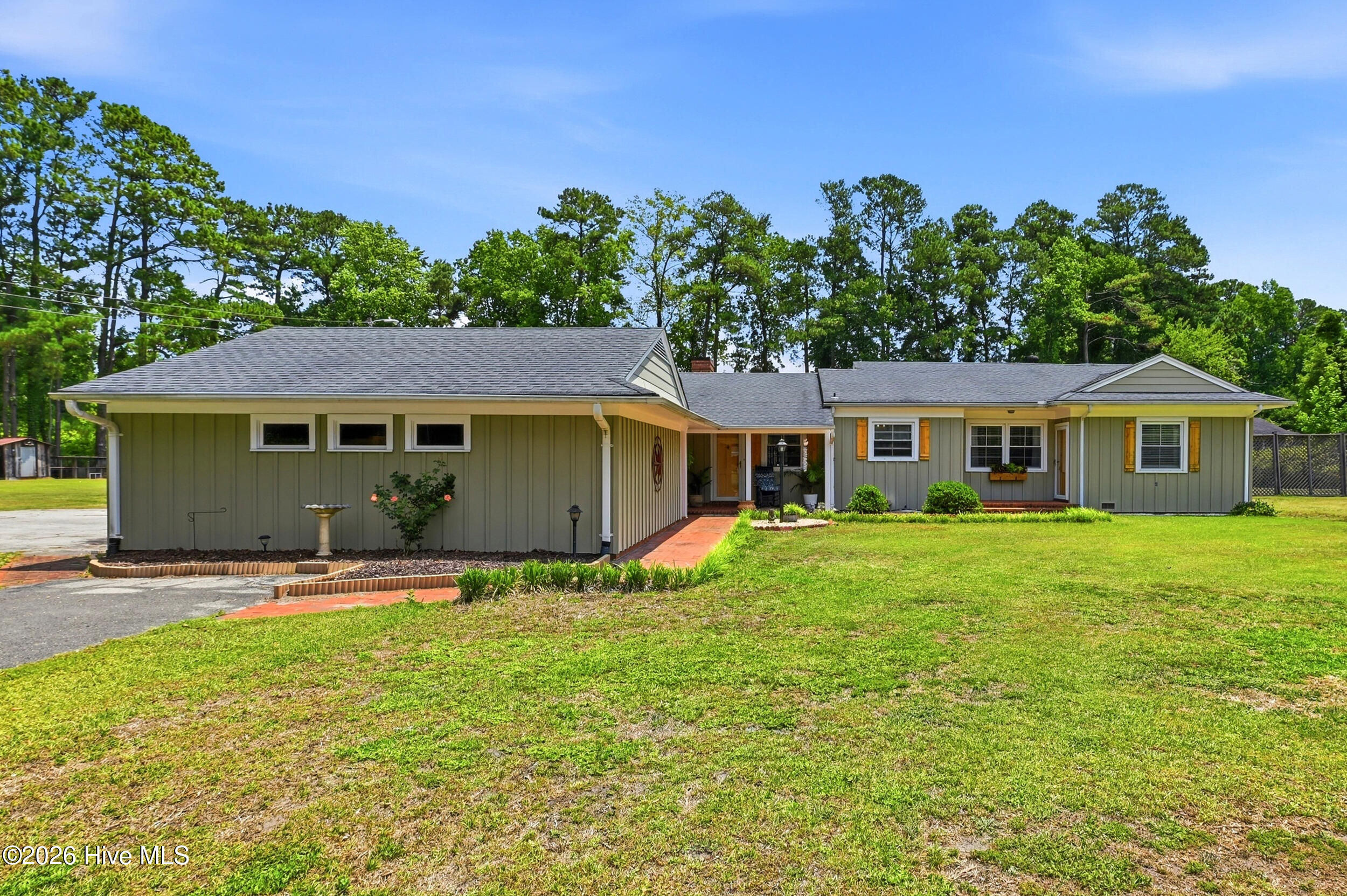 5237 Bell Williams Road — photo
