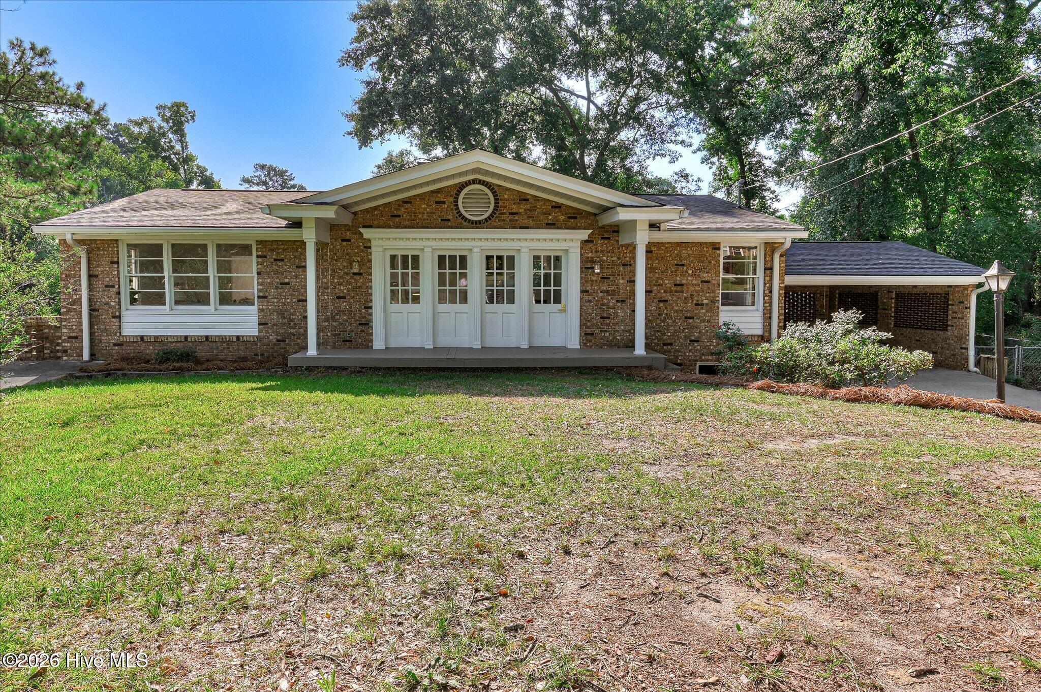 502 Arnlee Way — photo
