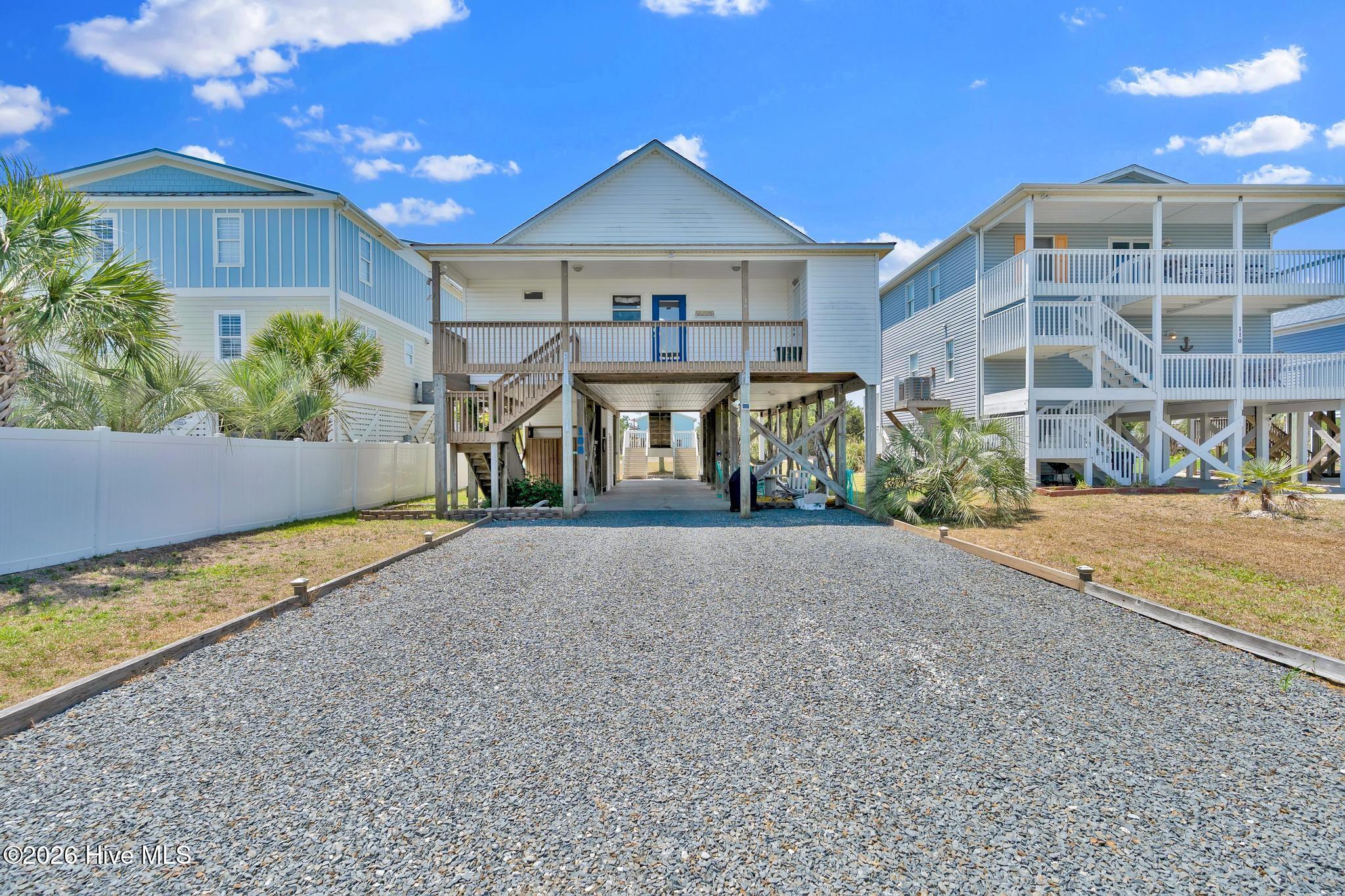 108 W Dolphin Drive — photo