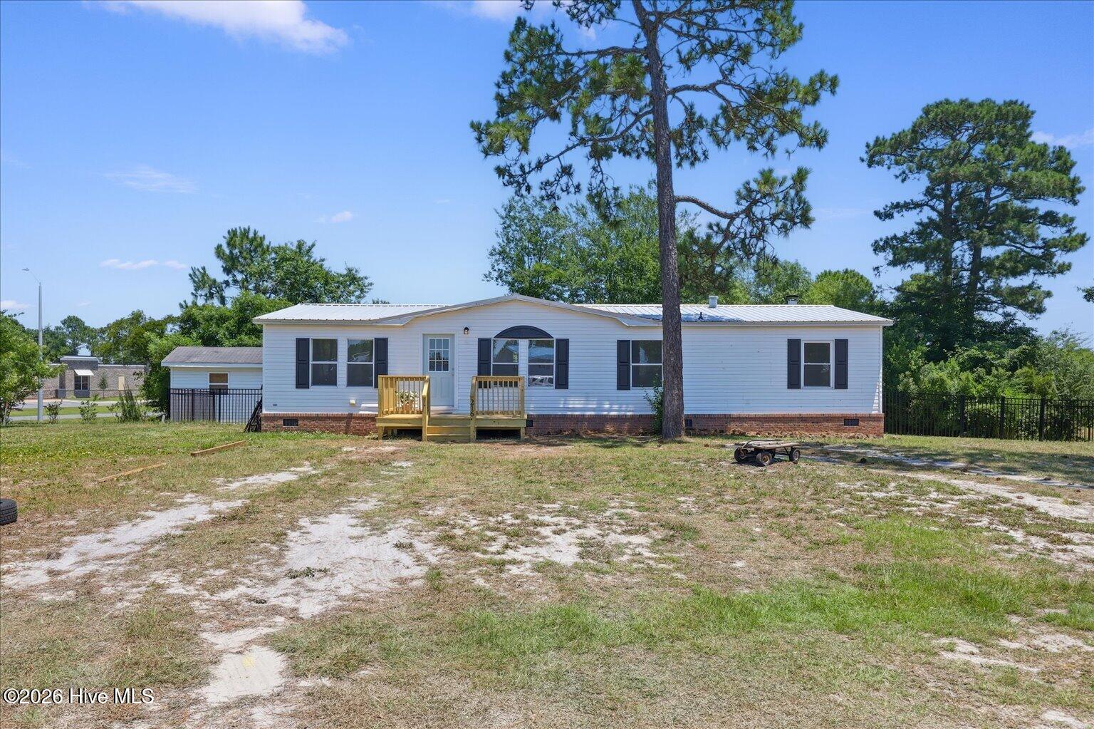 216 Oak Grove Drive — photo