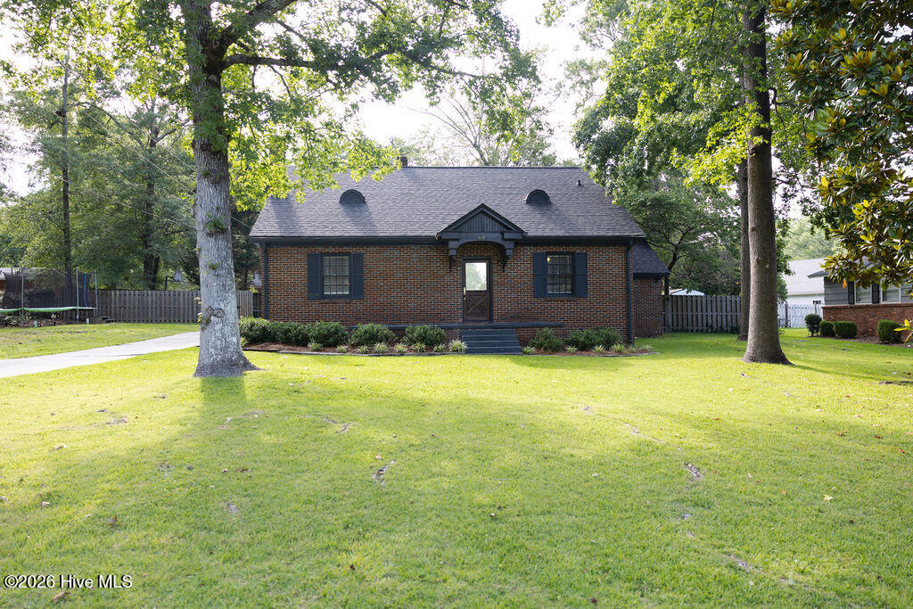 328 Camellia Drive — photo