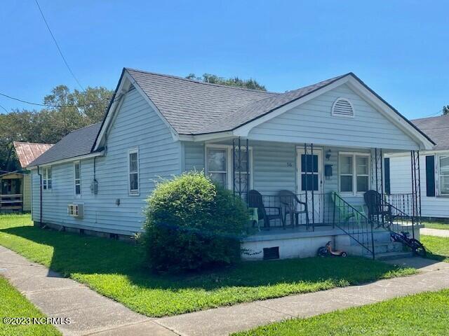 516 N Oakum Street — photo