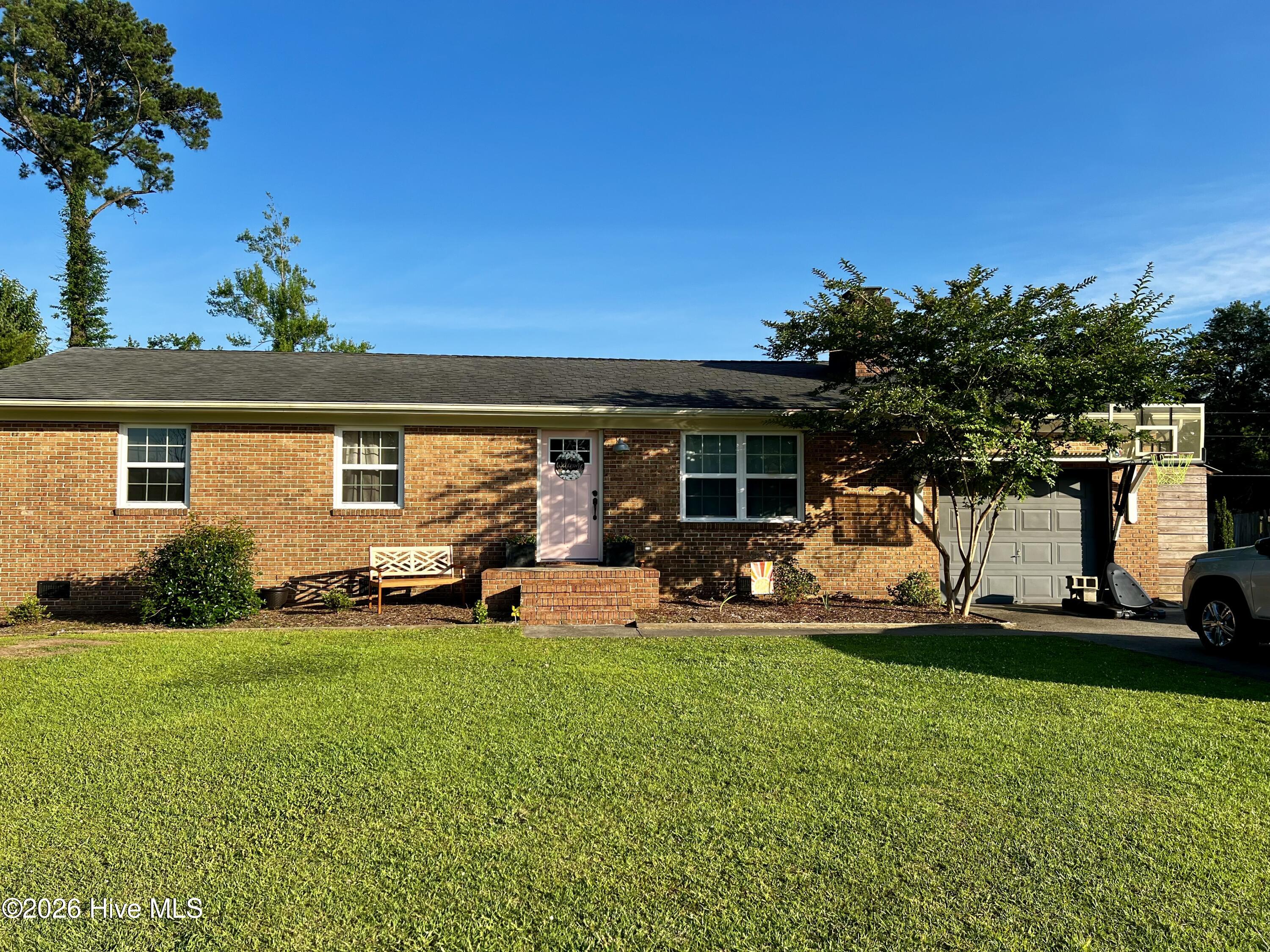 218 Dogwood Street — photo