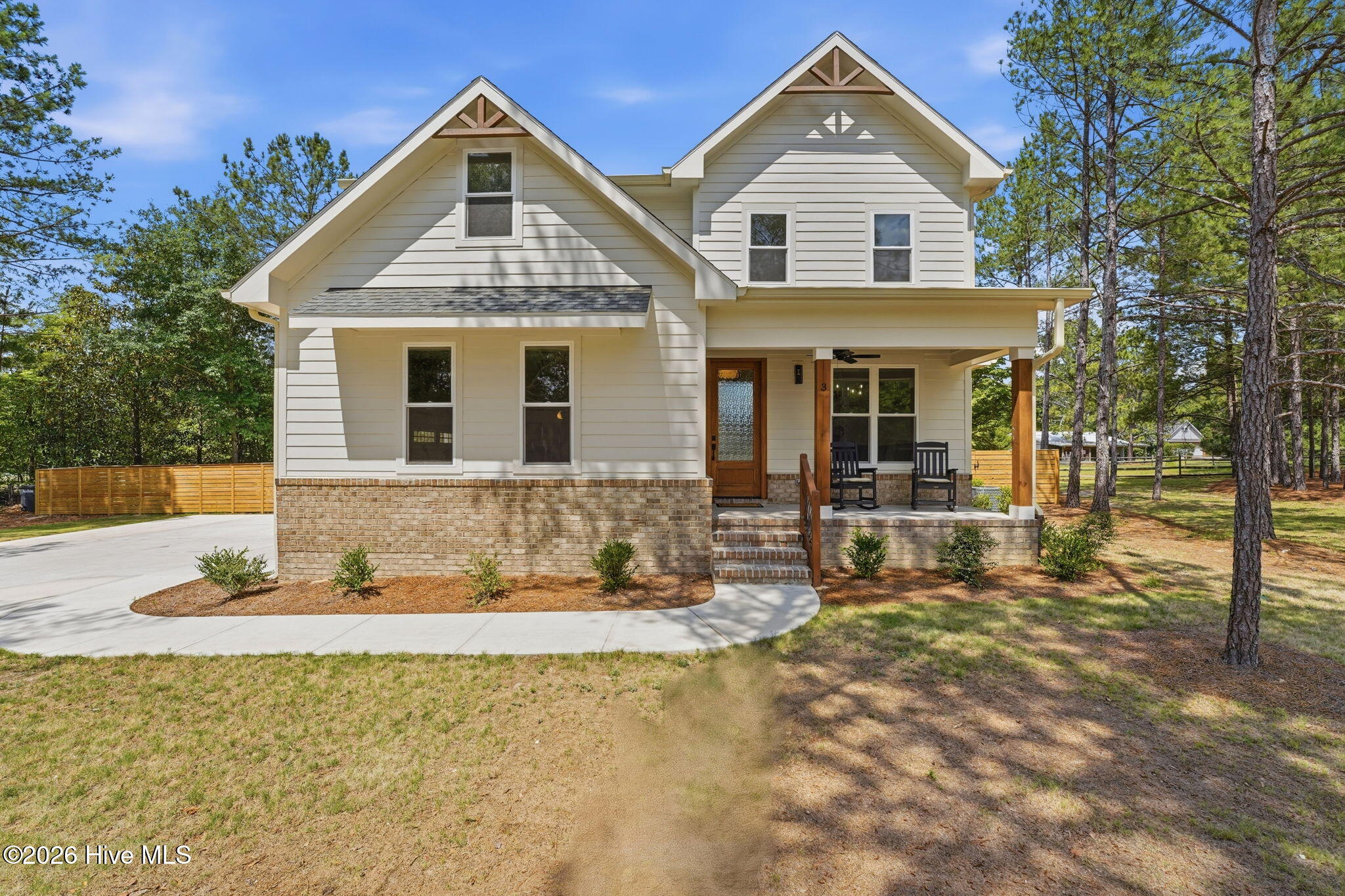 3 Sapphire Court — photo
