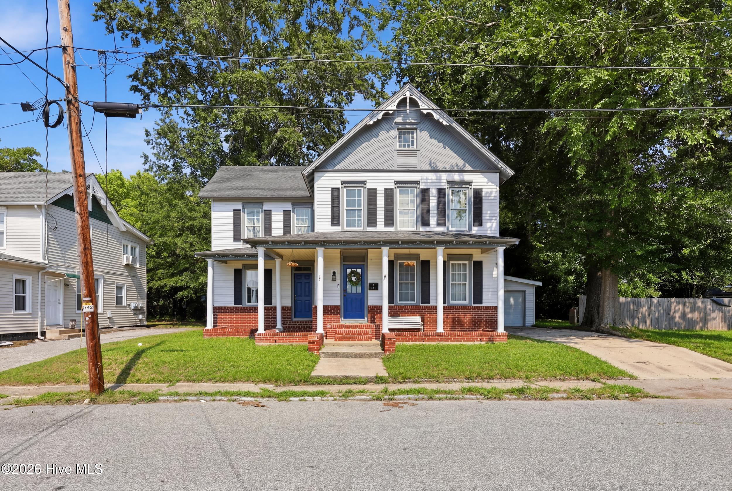 210 N Dyer Street — photo
