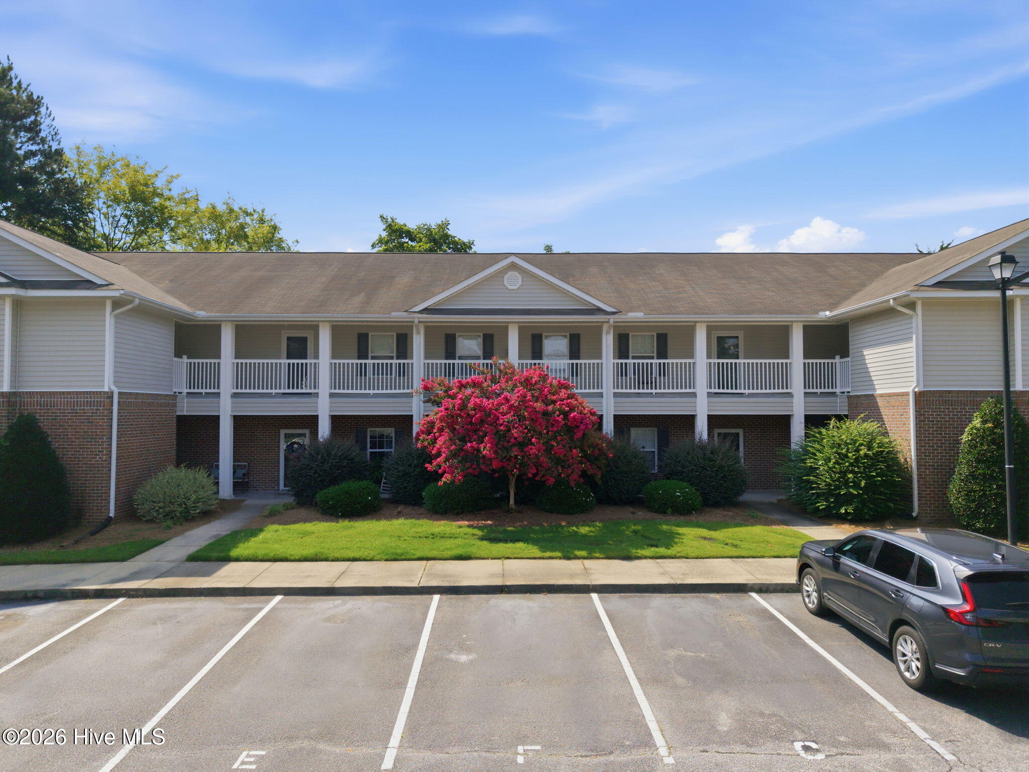 2412 King Richard Court H — photo