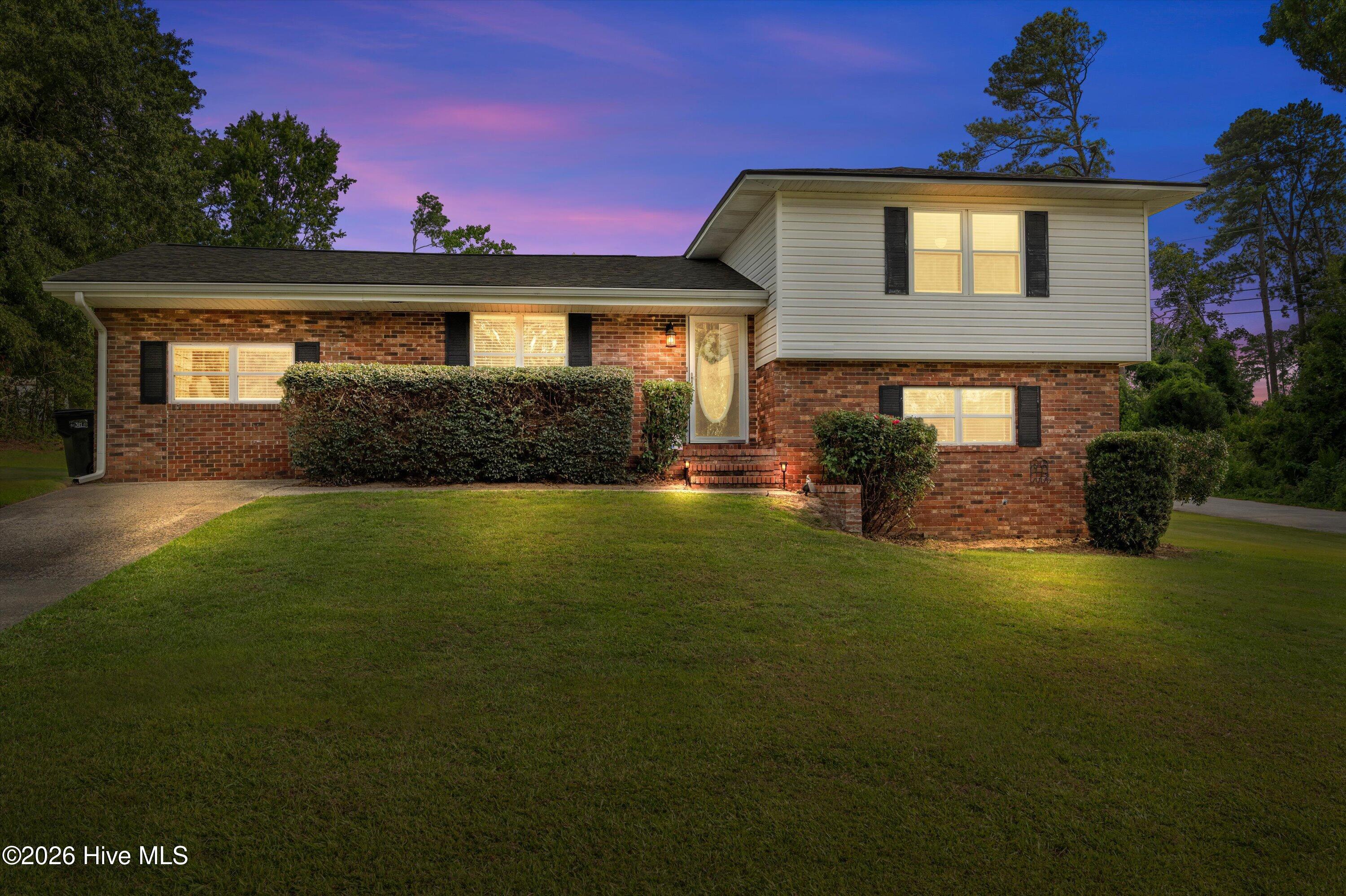 3201 Norris Court — photo