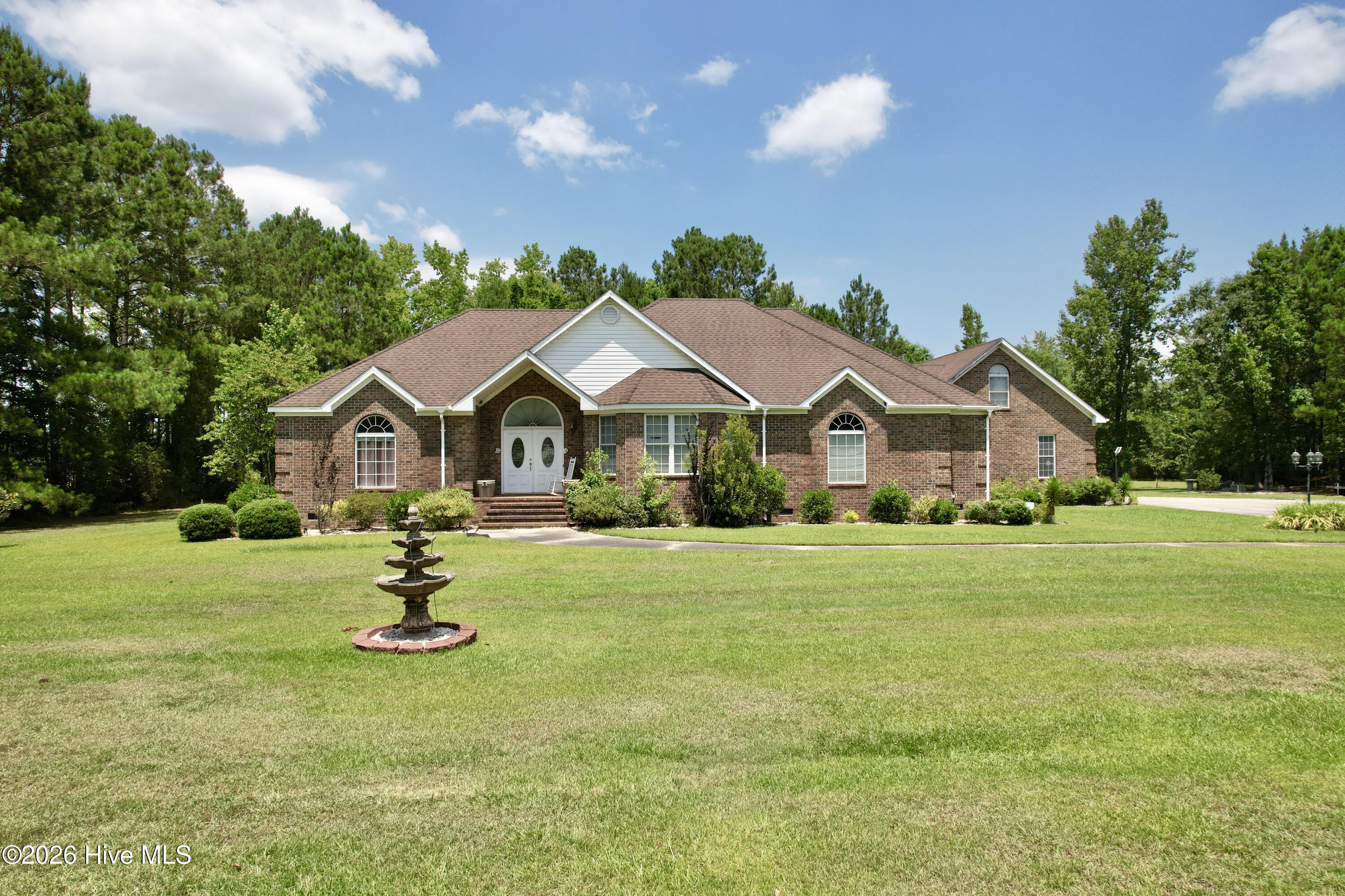 20470 Seven Creeks Highway — photo