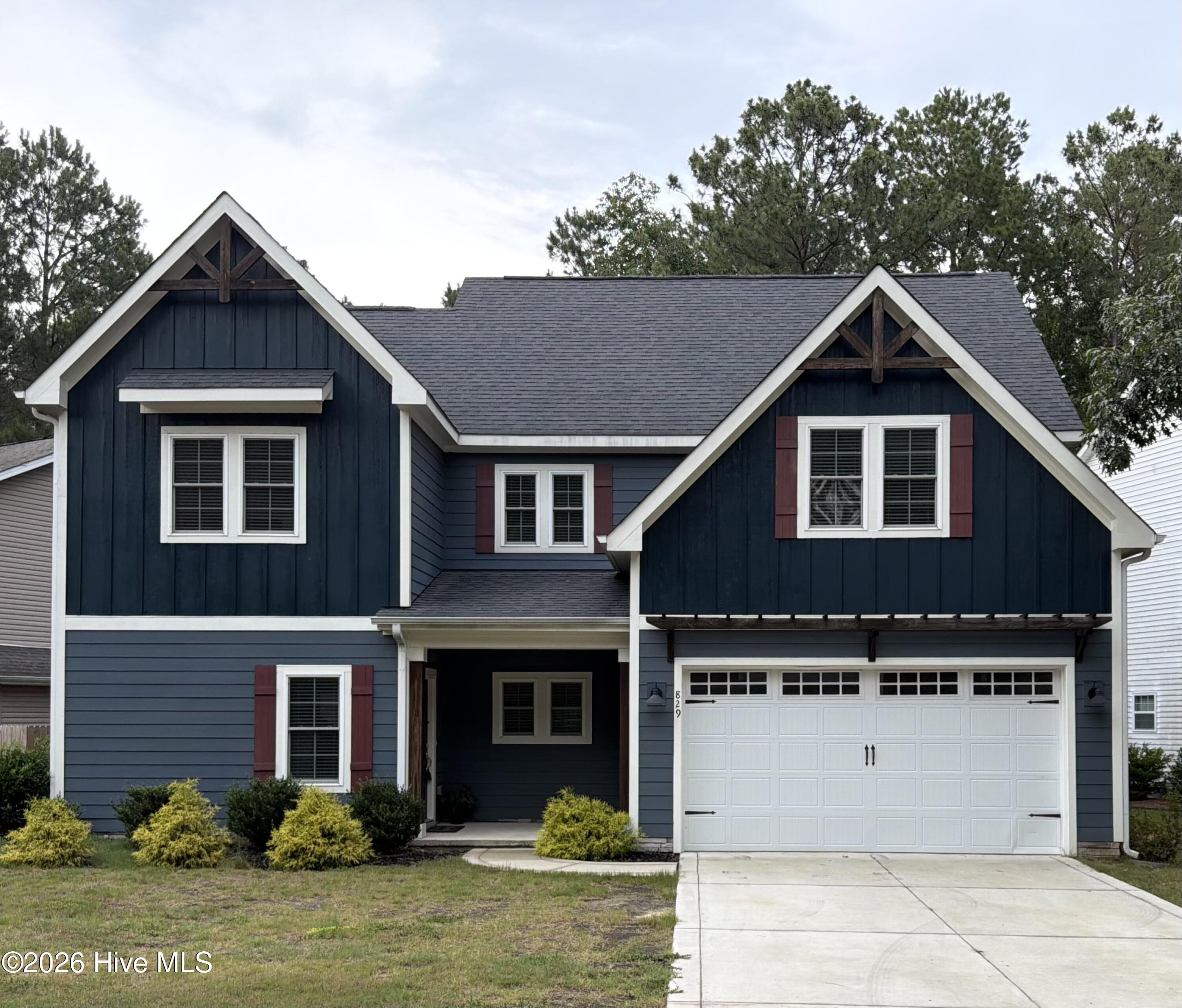 829 Blue Bird Drive — photo