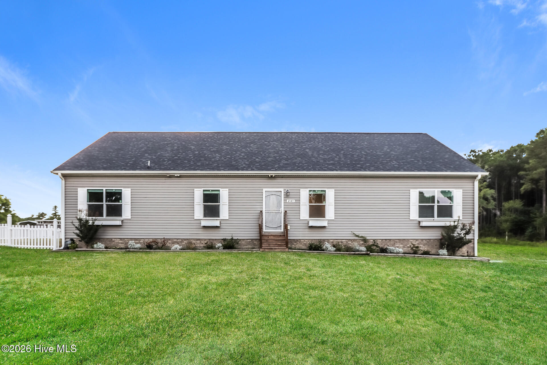 2147 Rosemary Lane SW — photo