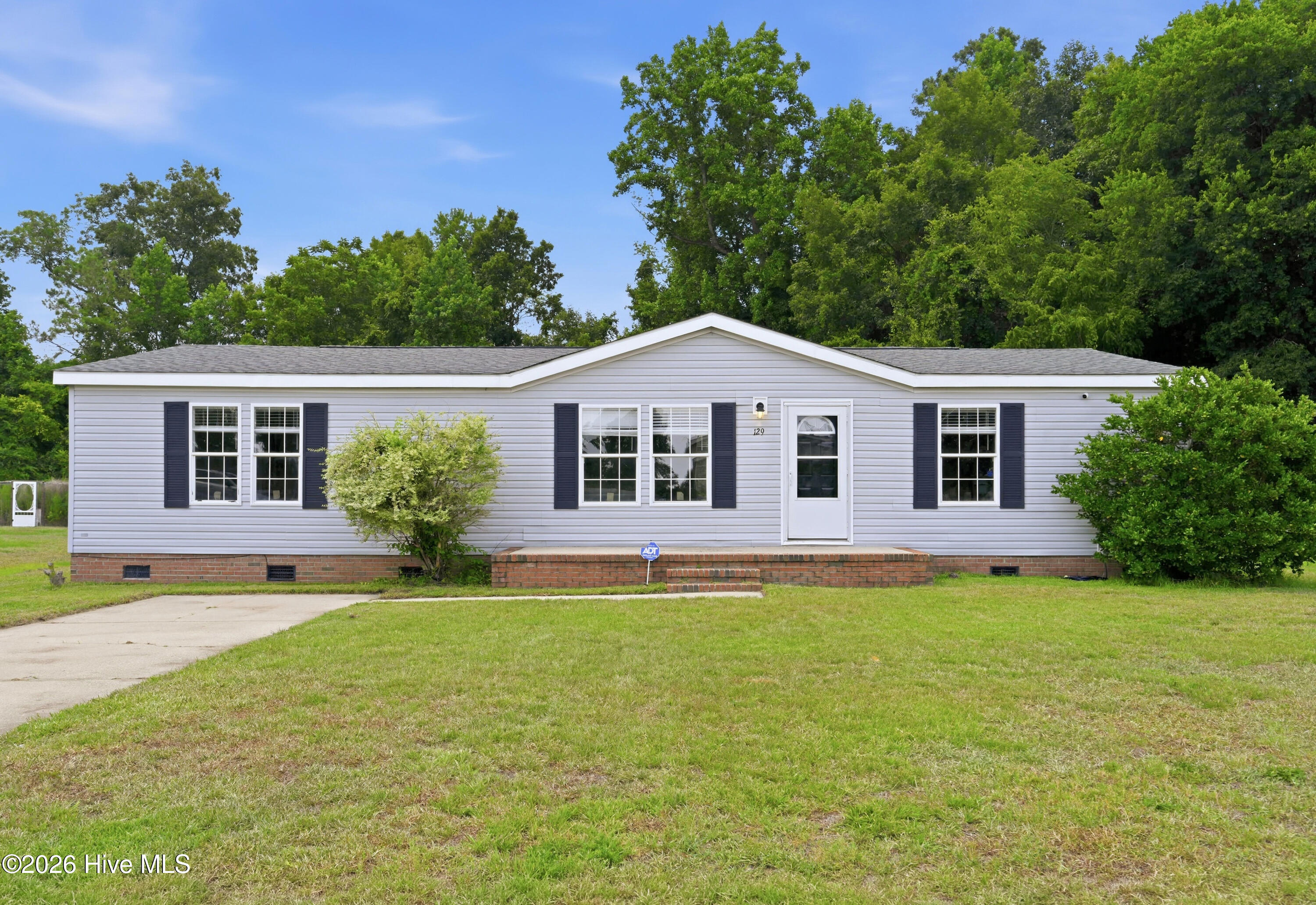 129 Magnolia Gardens Drive — photo
