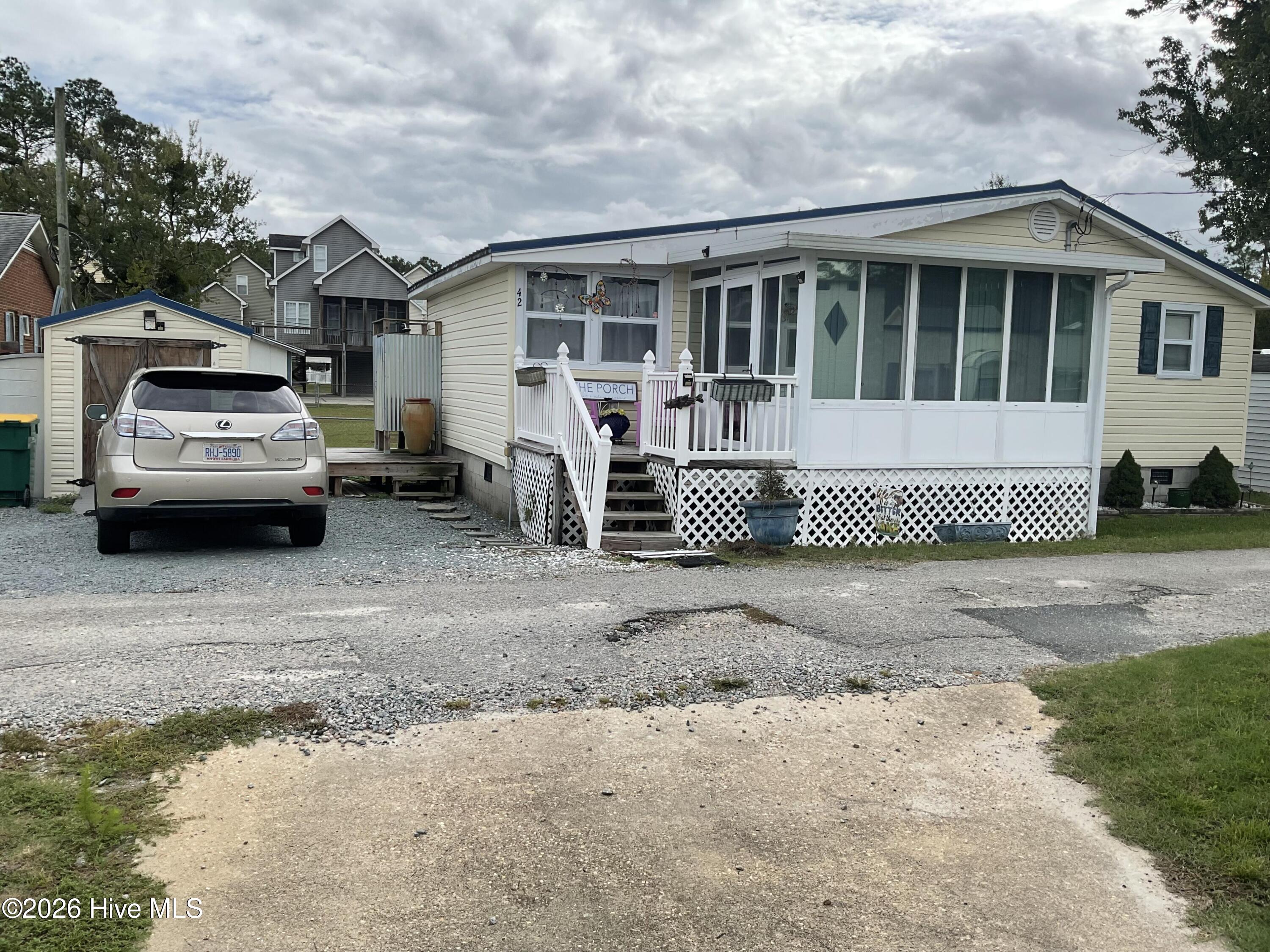 42 Clarkland Village Street — photo