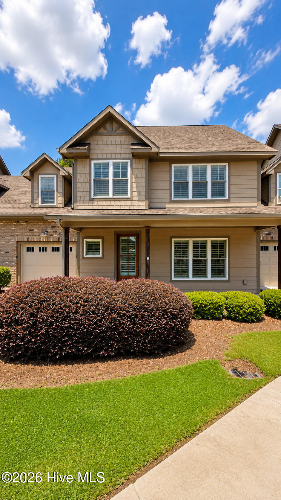 129 Pinebranch Court — photo