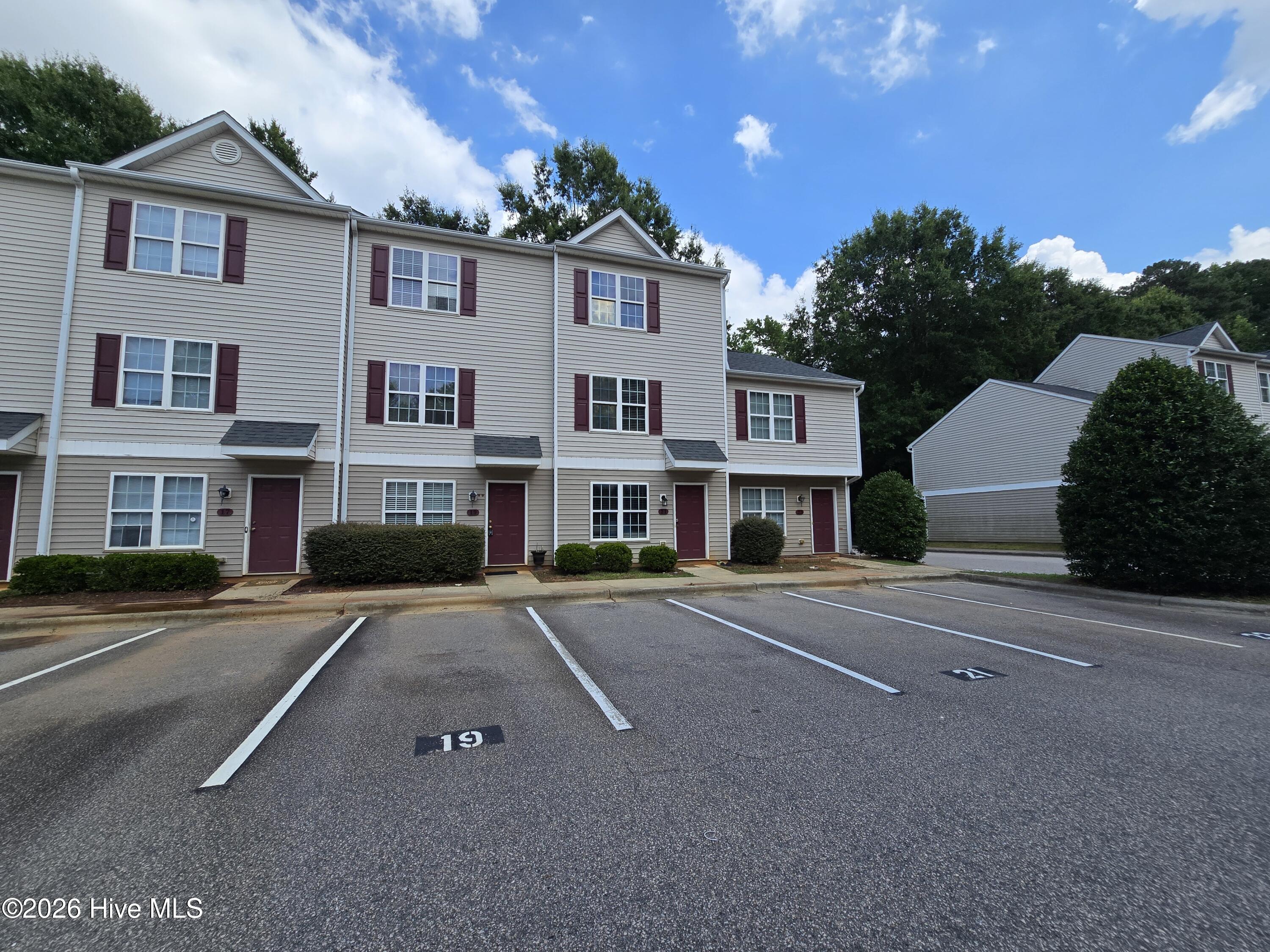 19 Red Lane — photo