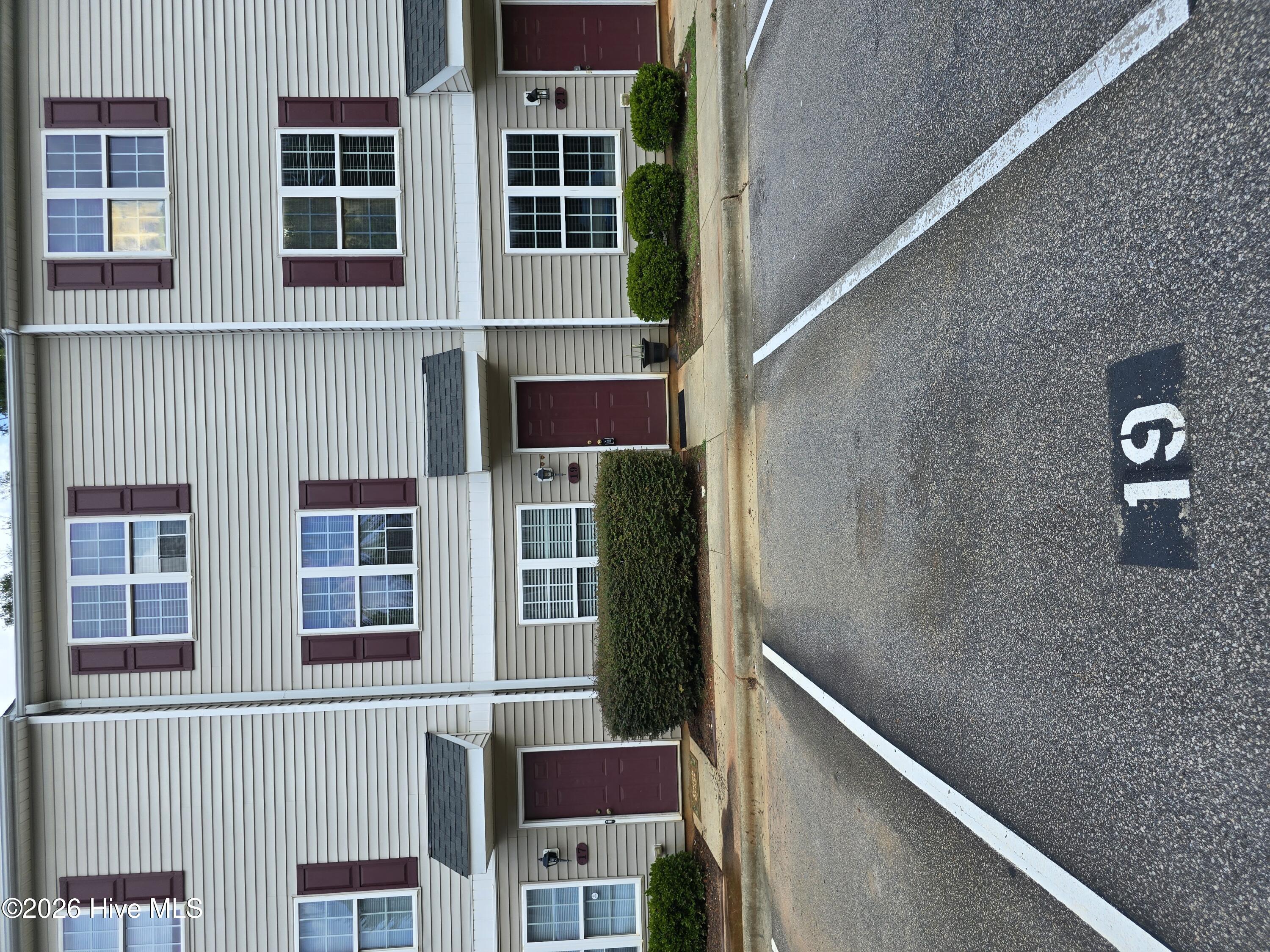 19 Red Lane, Raleigh, NC 27606 — photo 2
