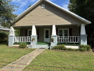 932 Walnut Street — photo