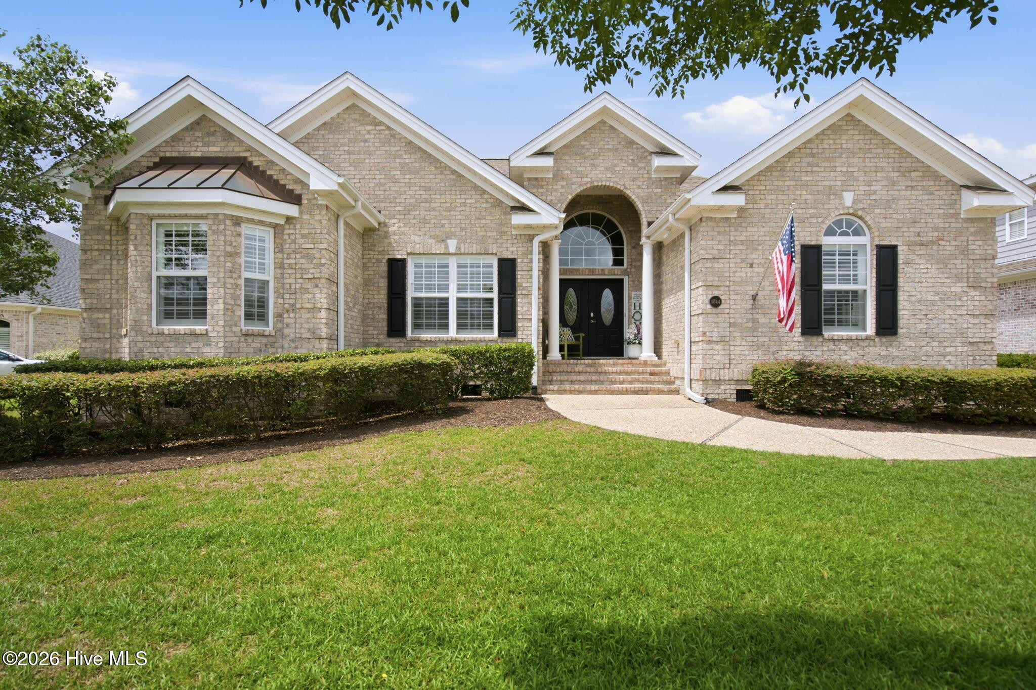 1044 Leesburg Drive — photo