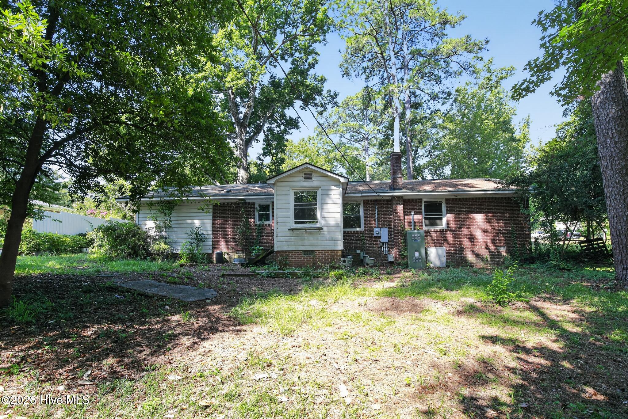1008 Ontario Drive — photo