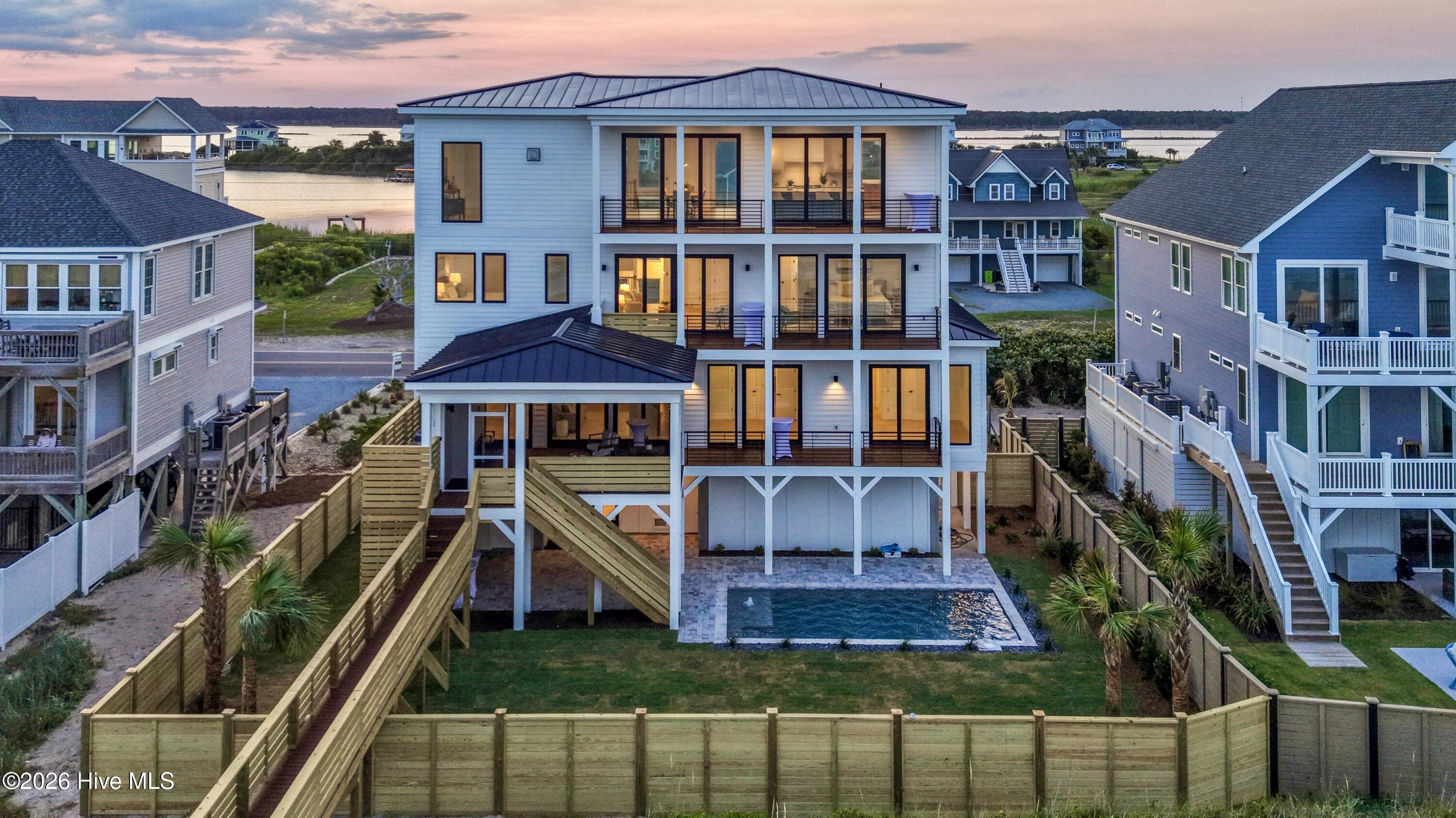 738 New River Inlet Road — photo
