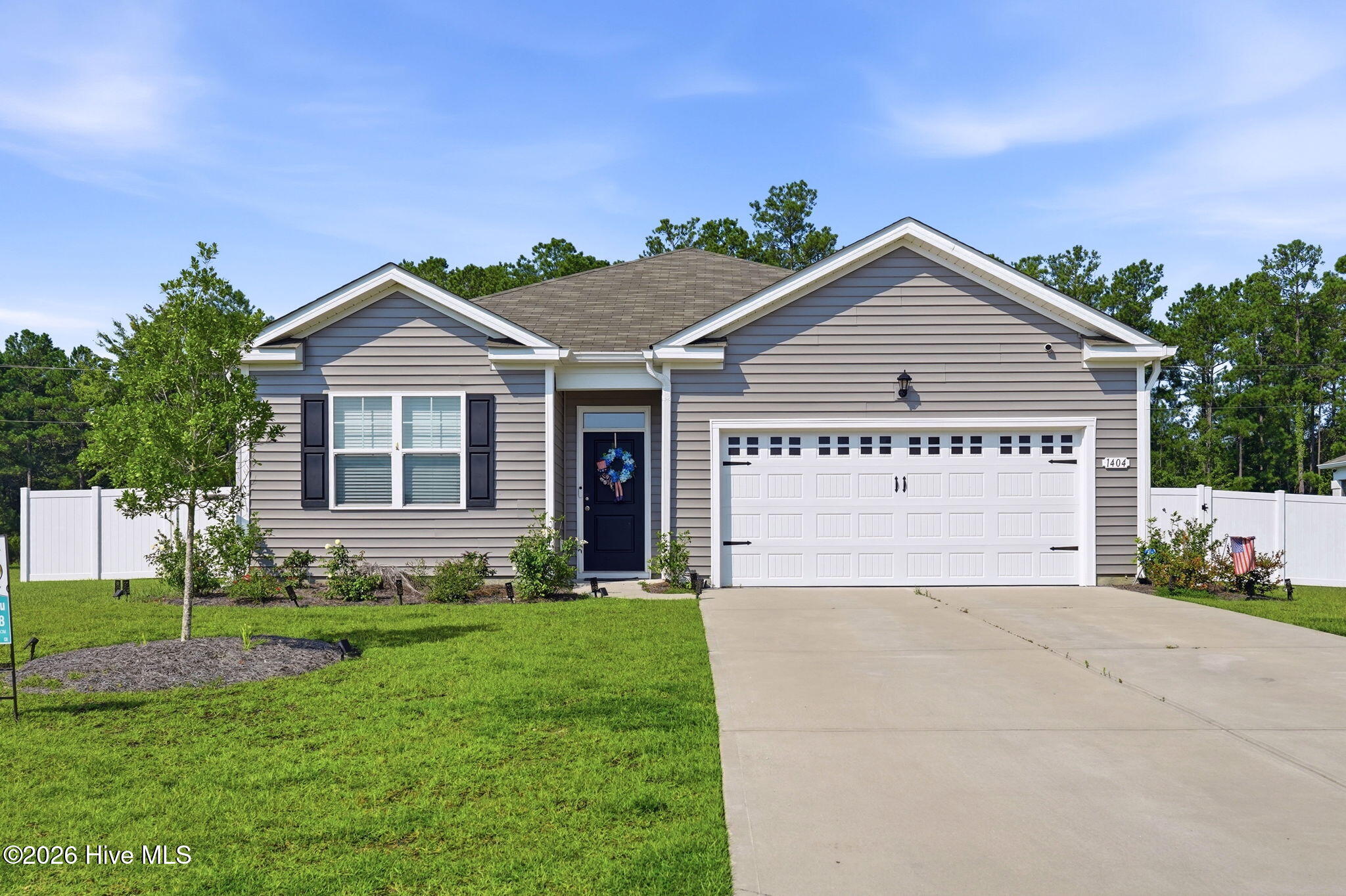 1404 Greenock Lane — photo