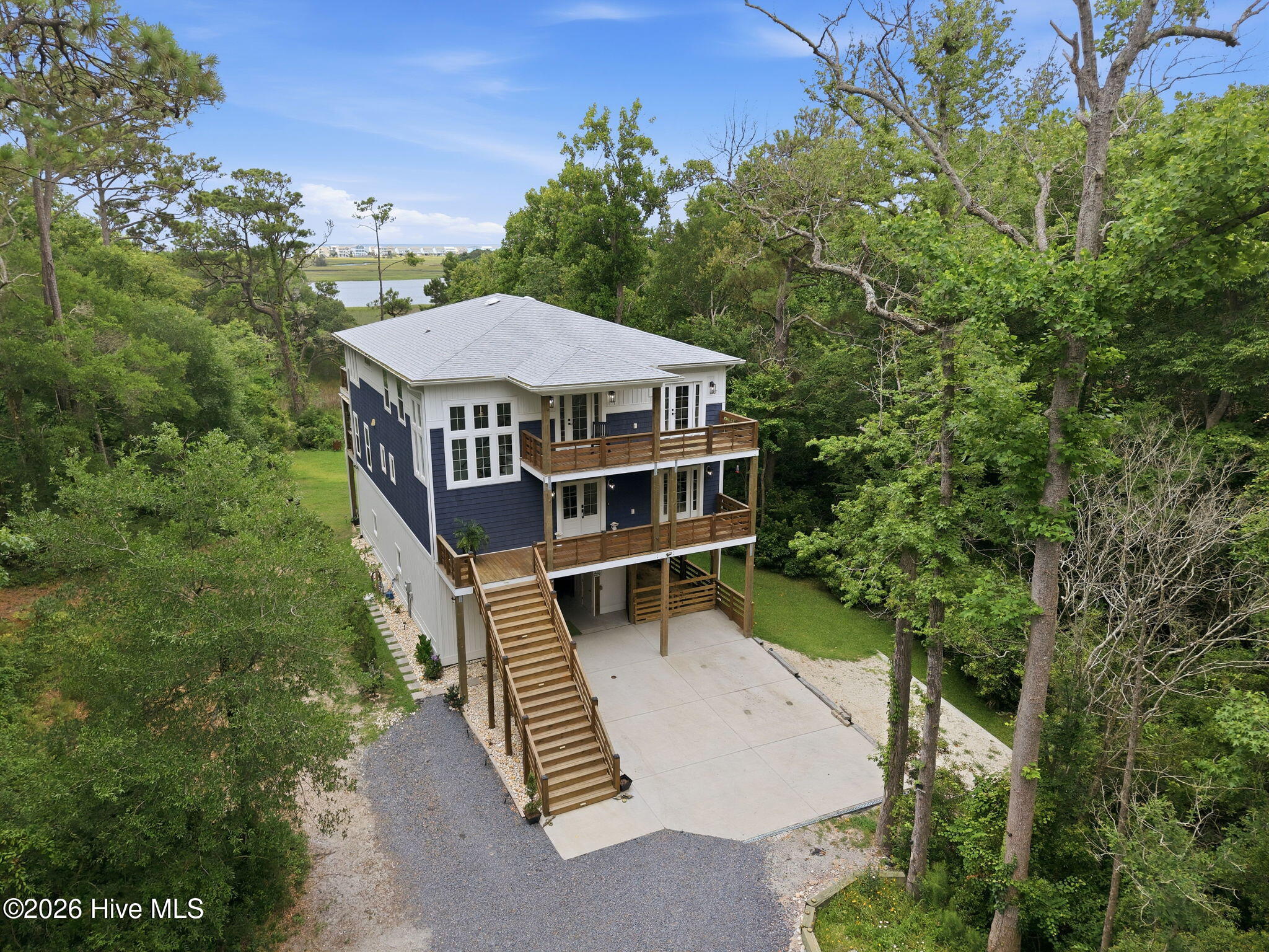 2659 Seashore Road SW — photo