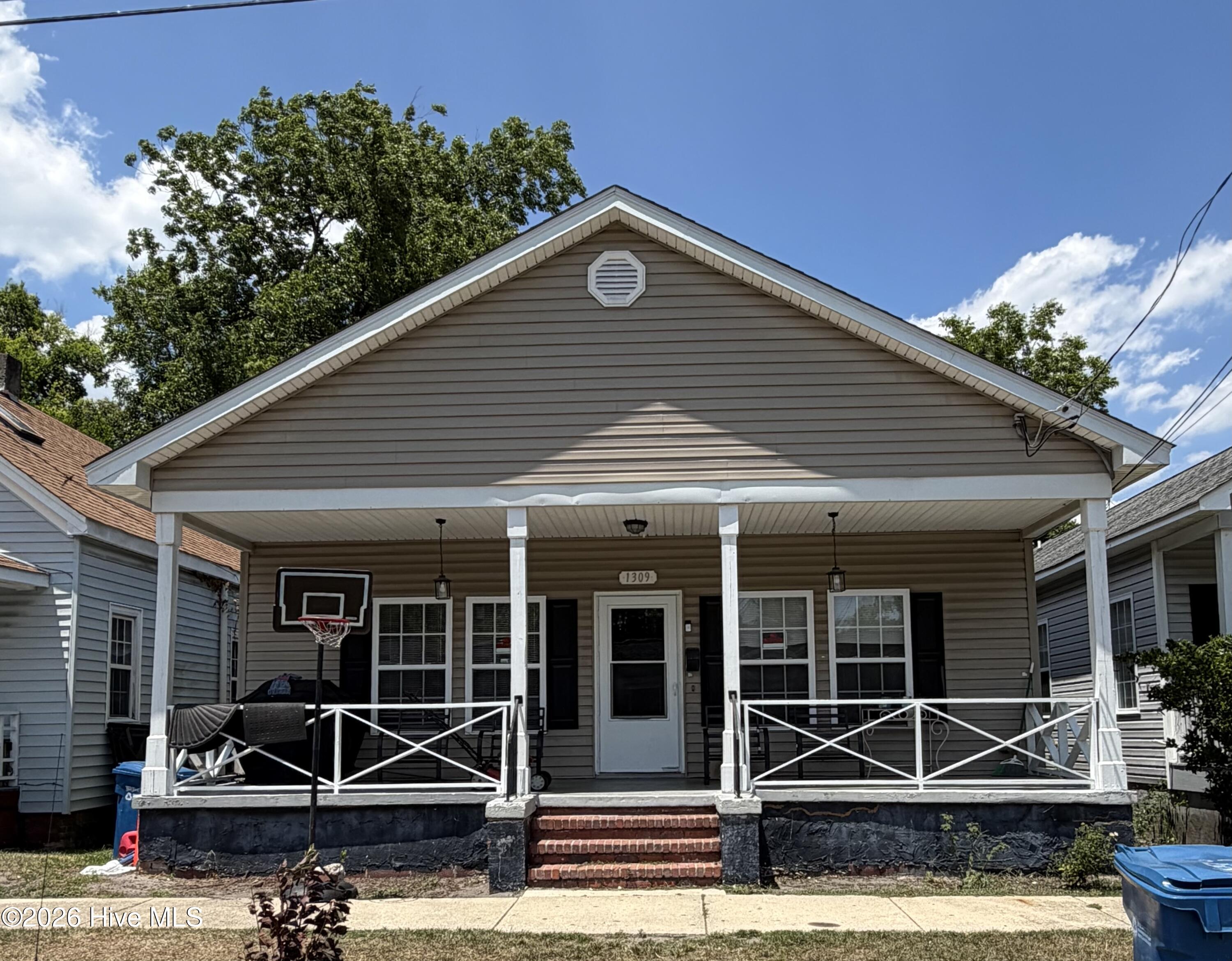1309 Church Street — photo